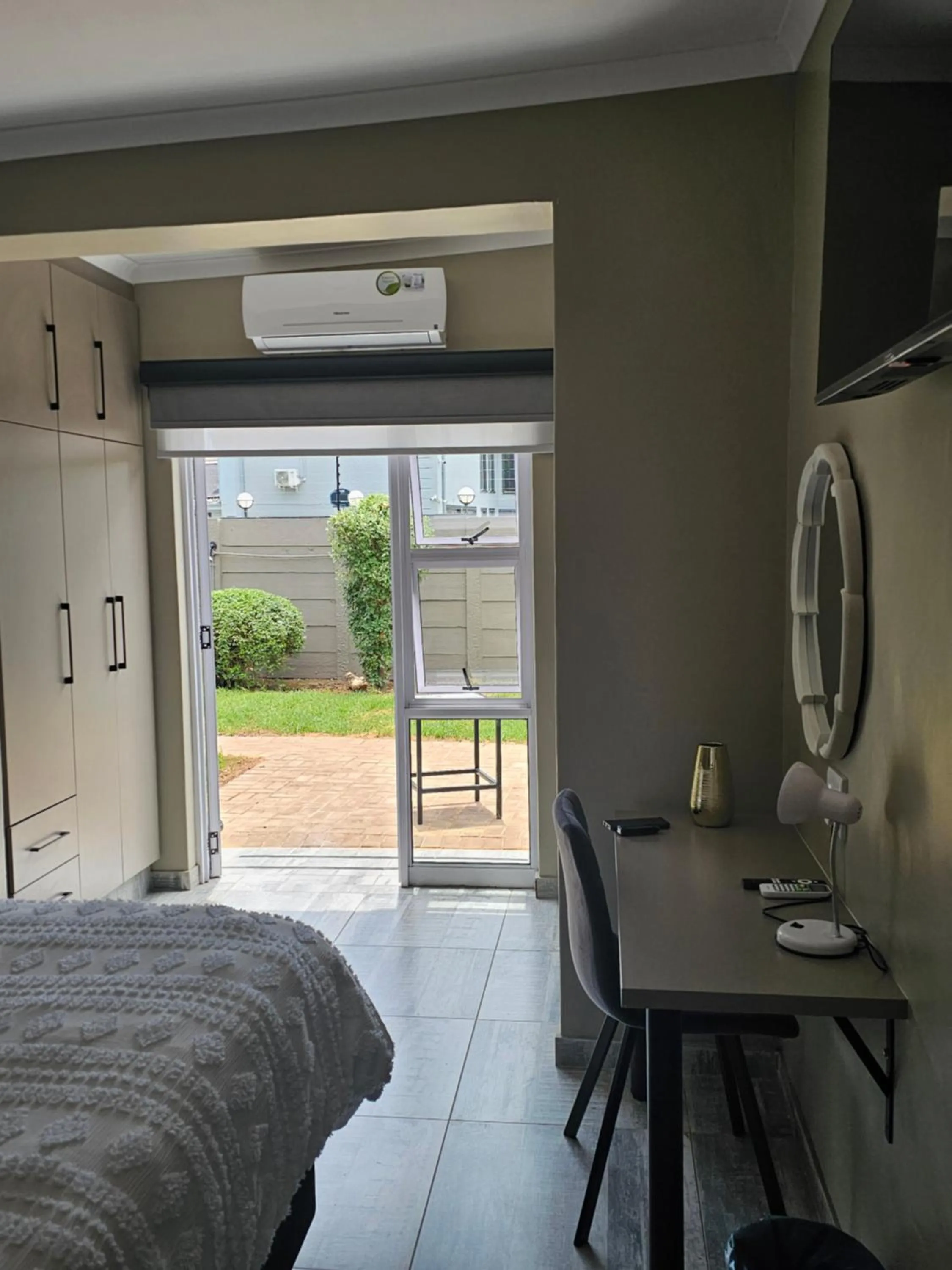 View (from property/room), Bed in The Armagh Guesthouse