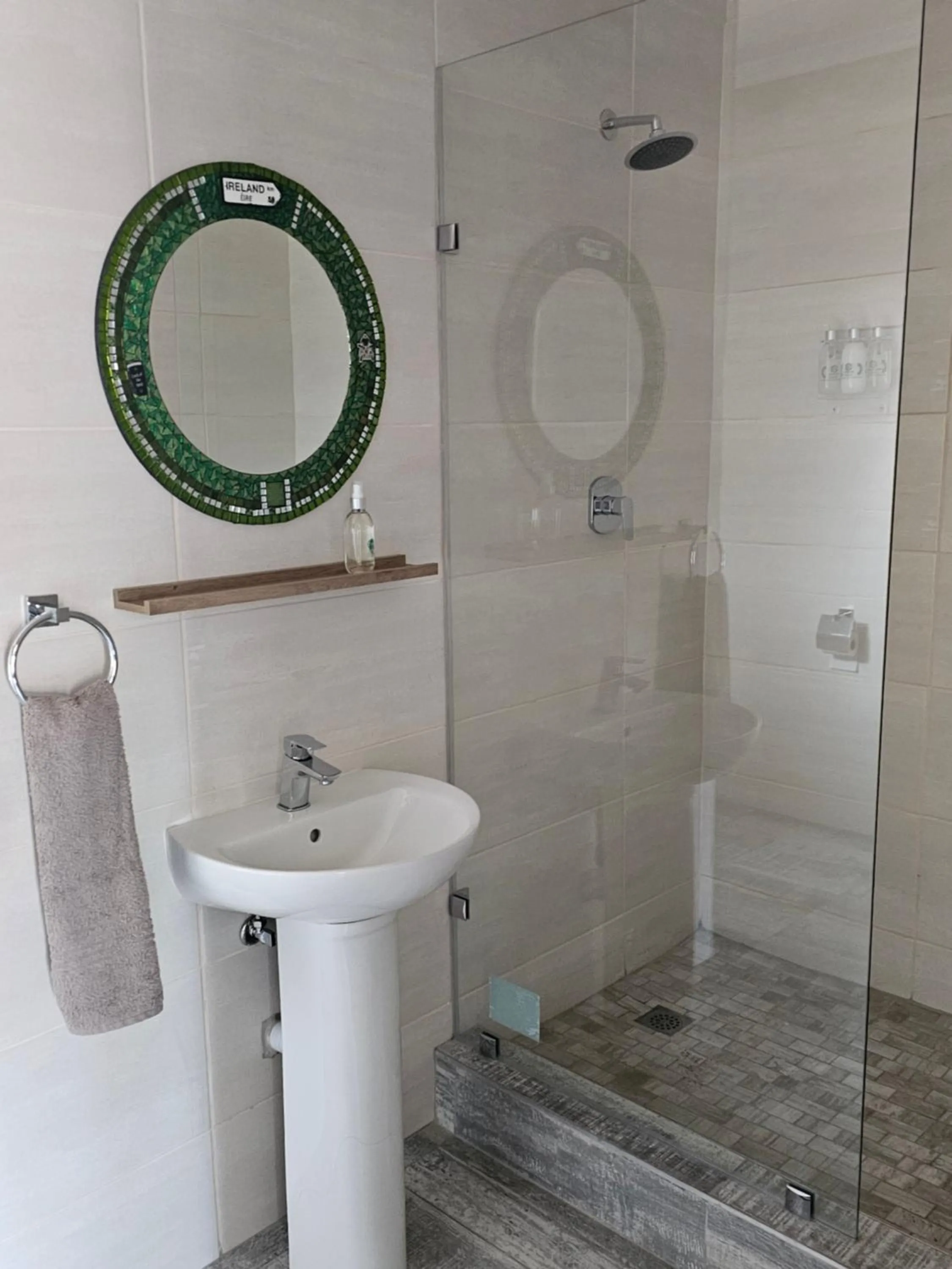 Shower in The Armagh Guesthouse