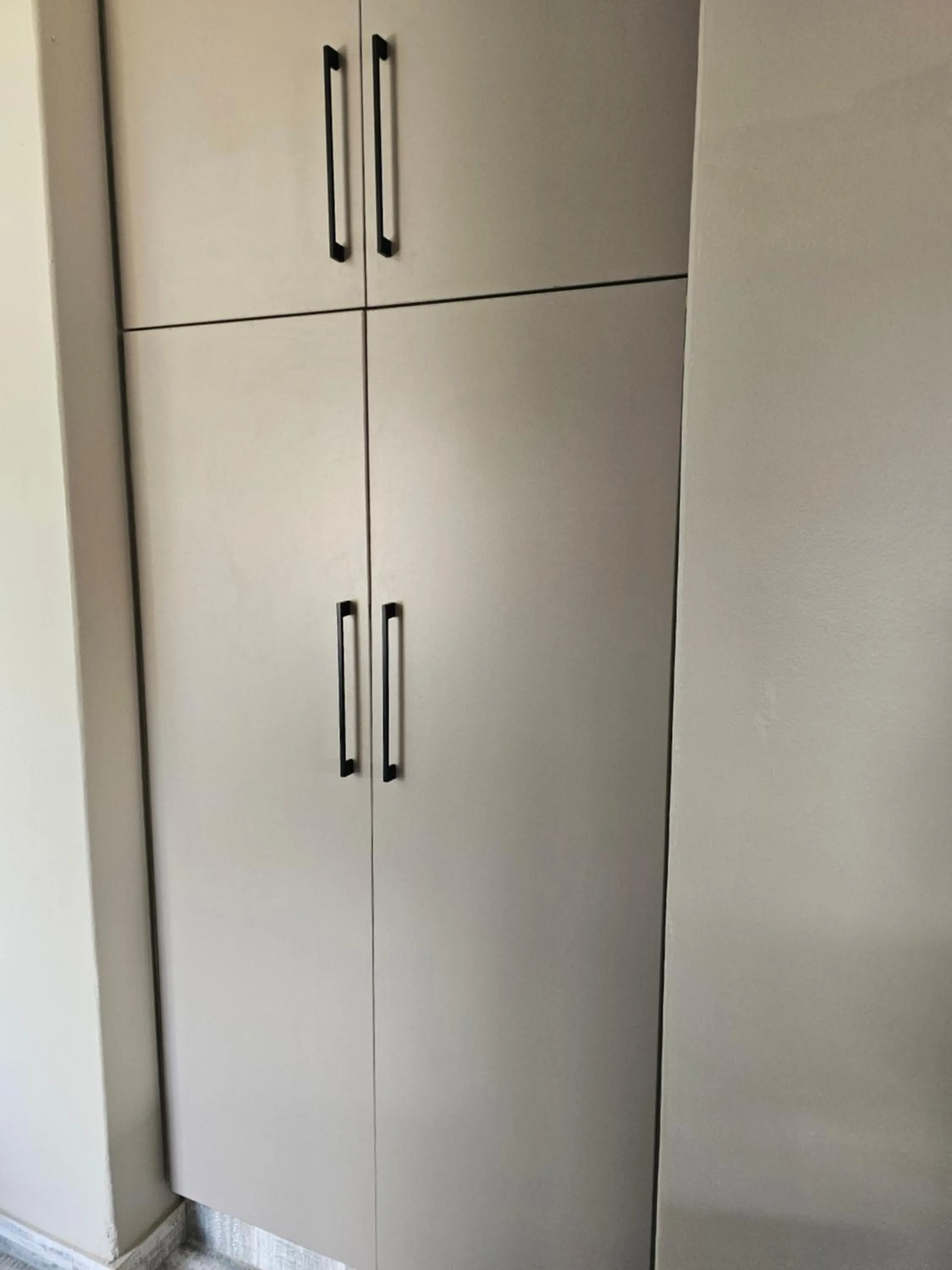 wardrobe in The Armagh Guesthouse