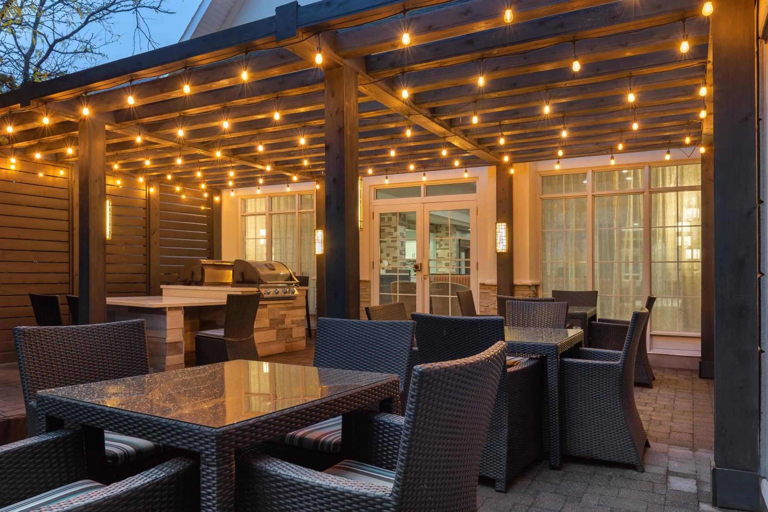 Patio in Homewood Suites by Hilton Burlington