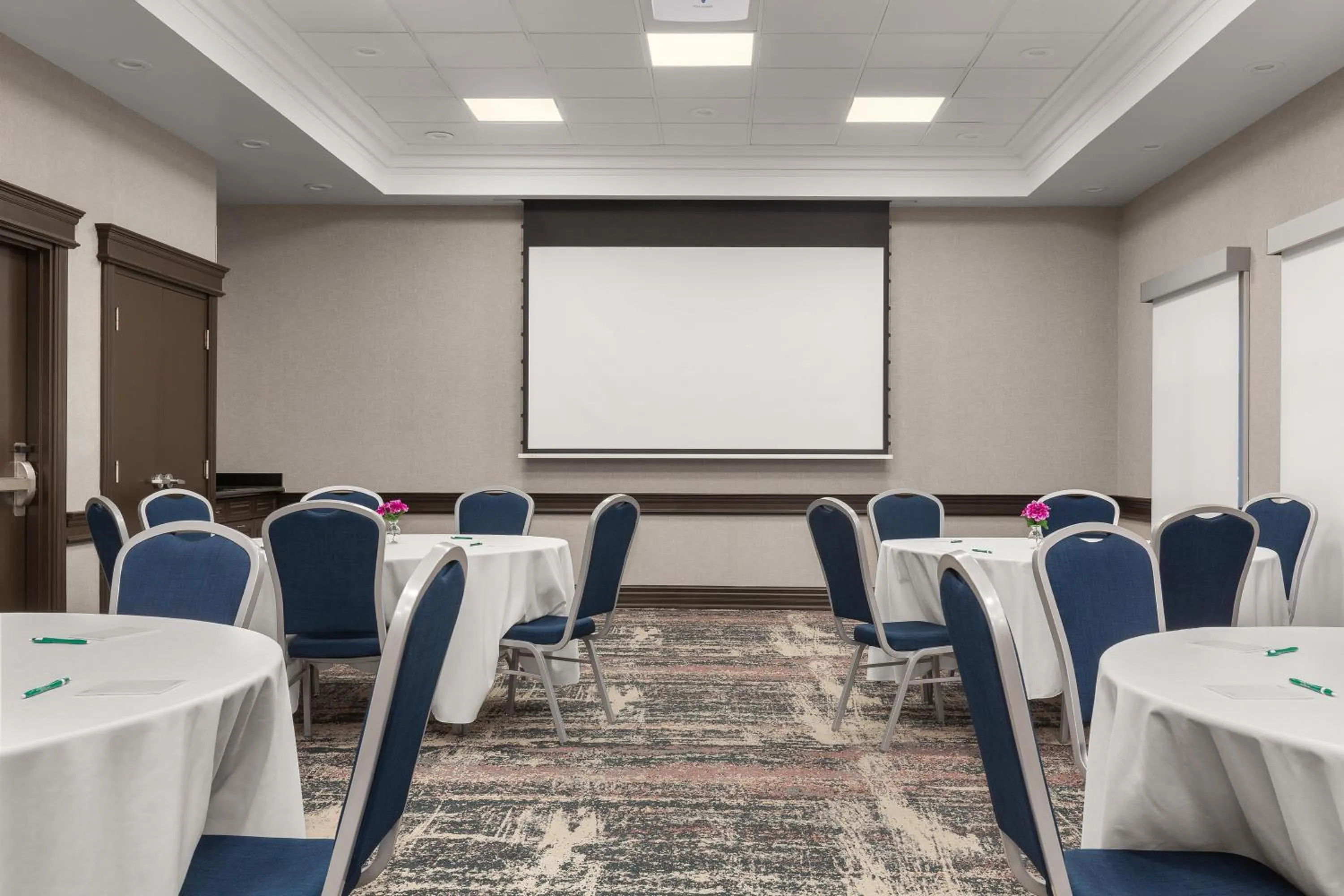 Meeting/conference room in Homewood Suites by Hilton Burlington