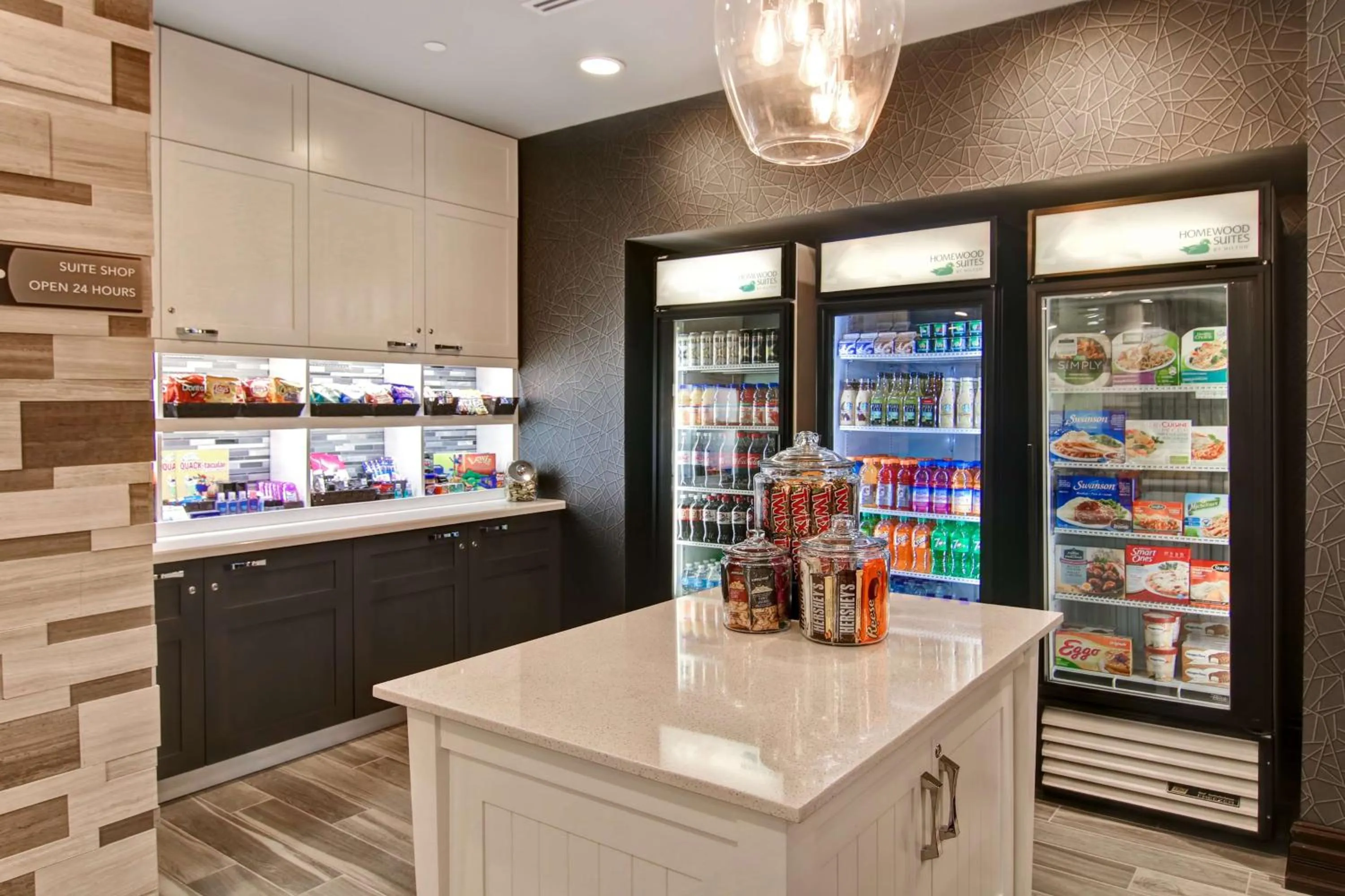 Restaurant/places to eat in Homewood Suites by Hilton Burlington