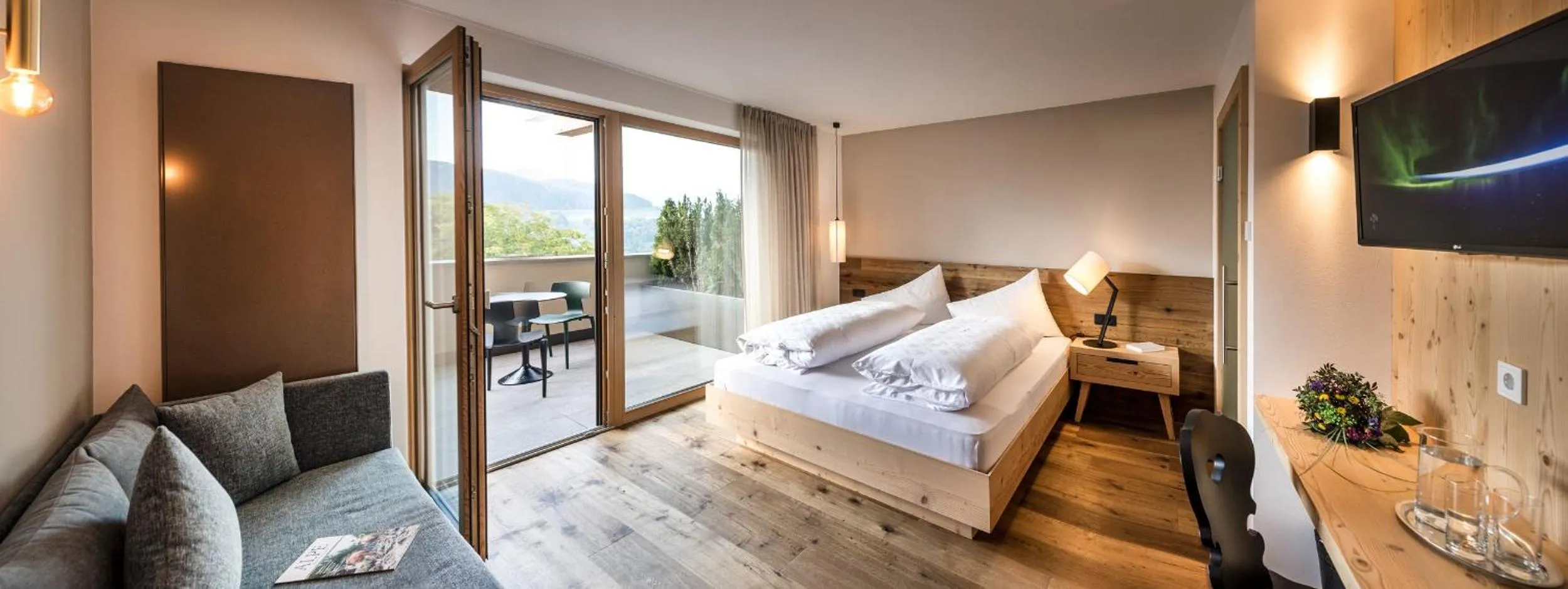 Photo of the whole room, Bed in Hotel Garni Mitterstieler