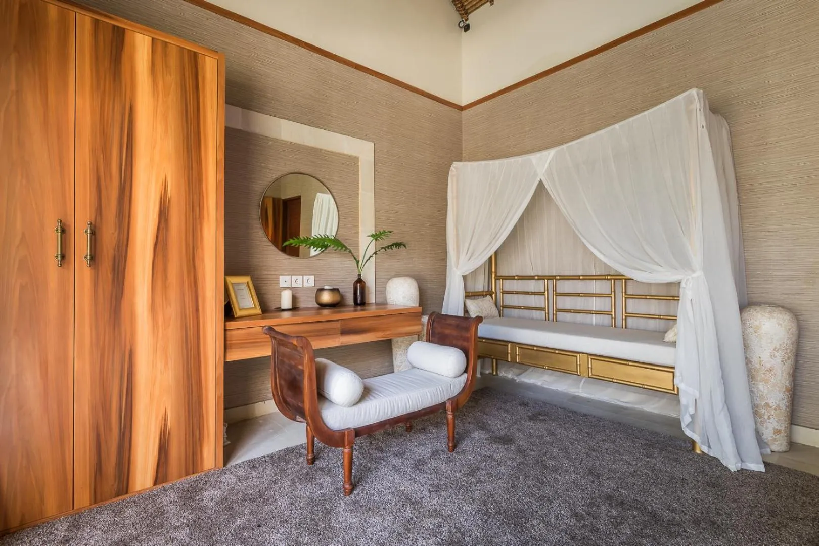 Seating area, Bed in Villa Deh Simba at Sanur