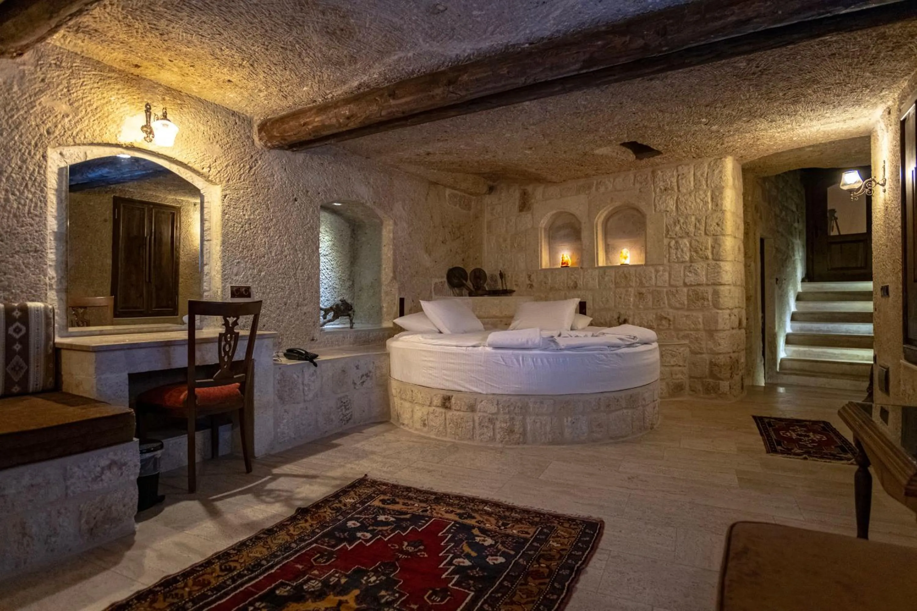 Bed in Kemerhan Cave Suites