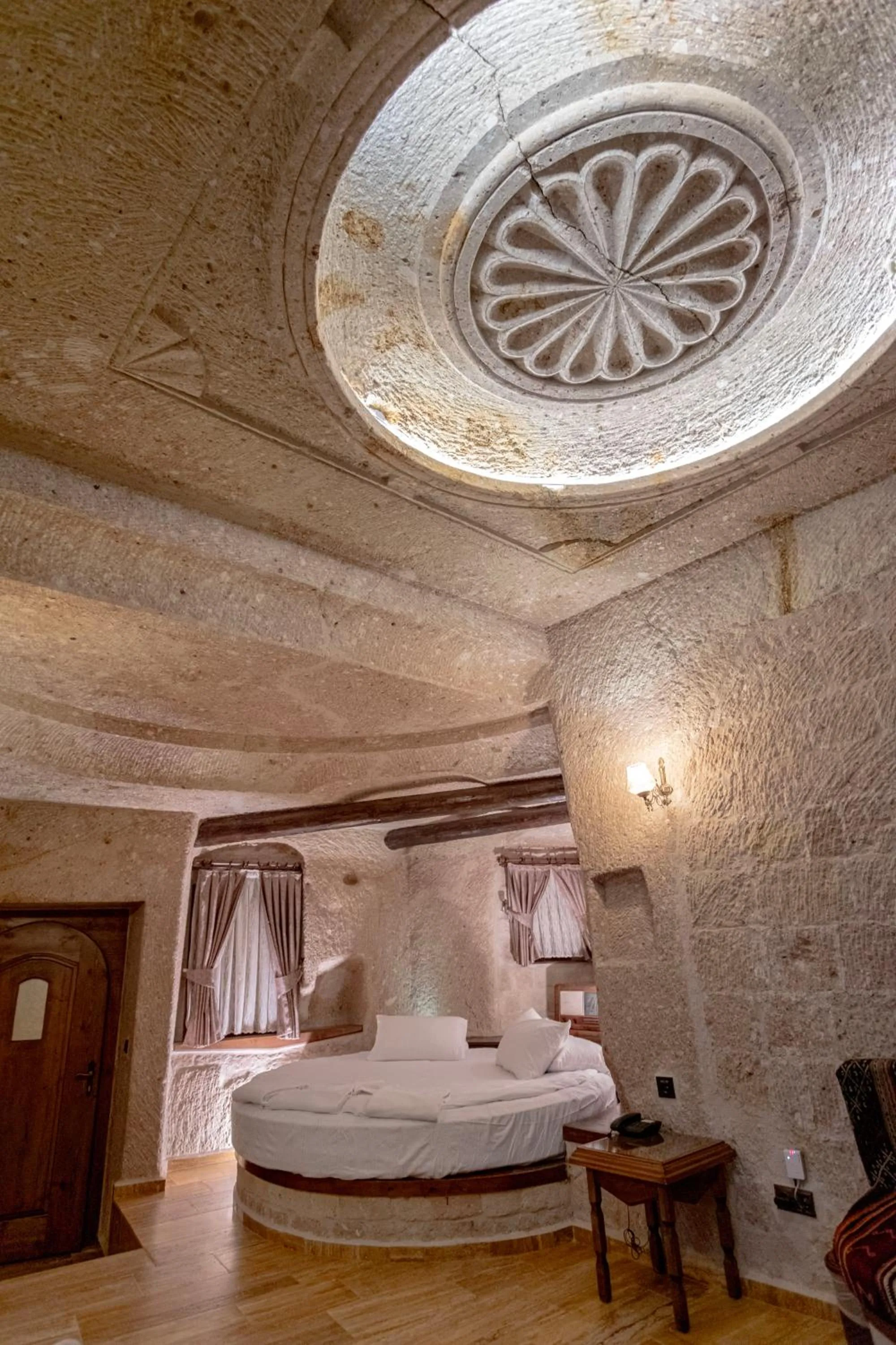 Bed in Kemerhan Cave Suites