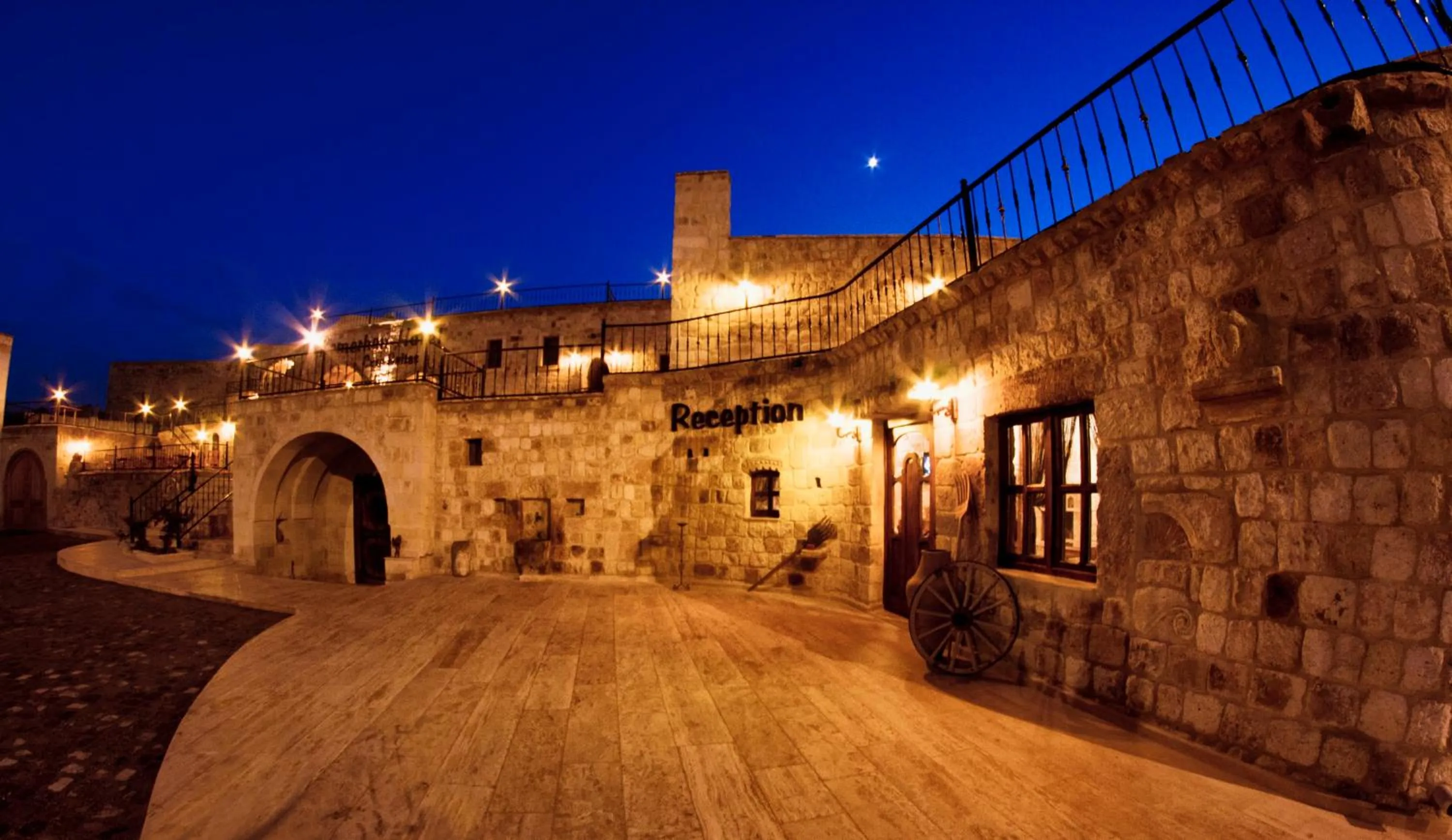 Facade/entrance in Kemerhan Cave Suites