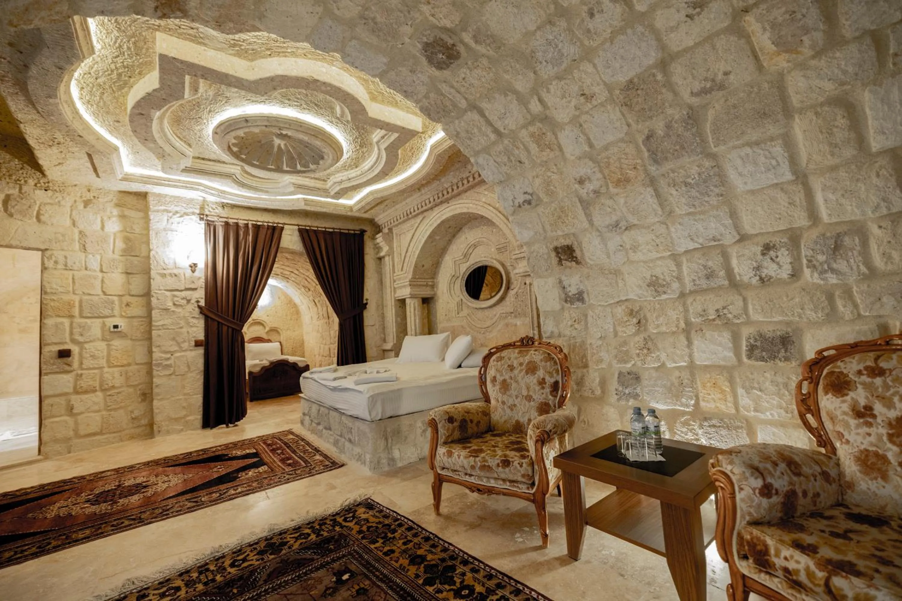 Bed in Kemerhan Cave Suites