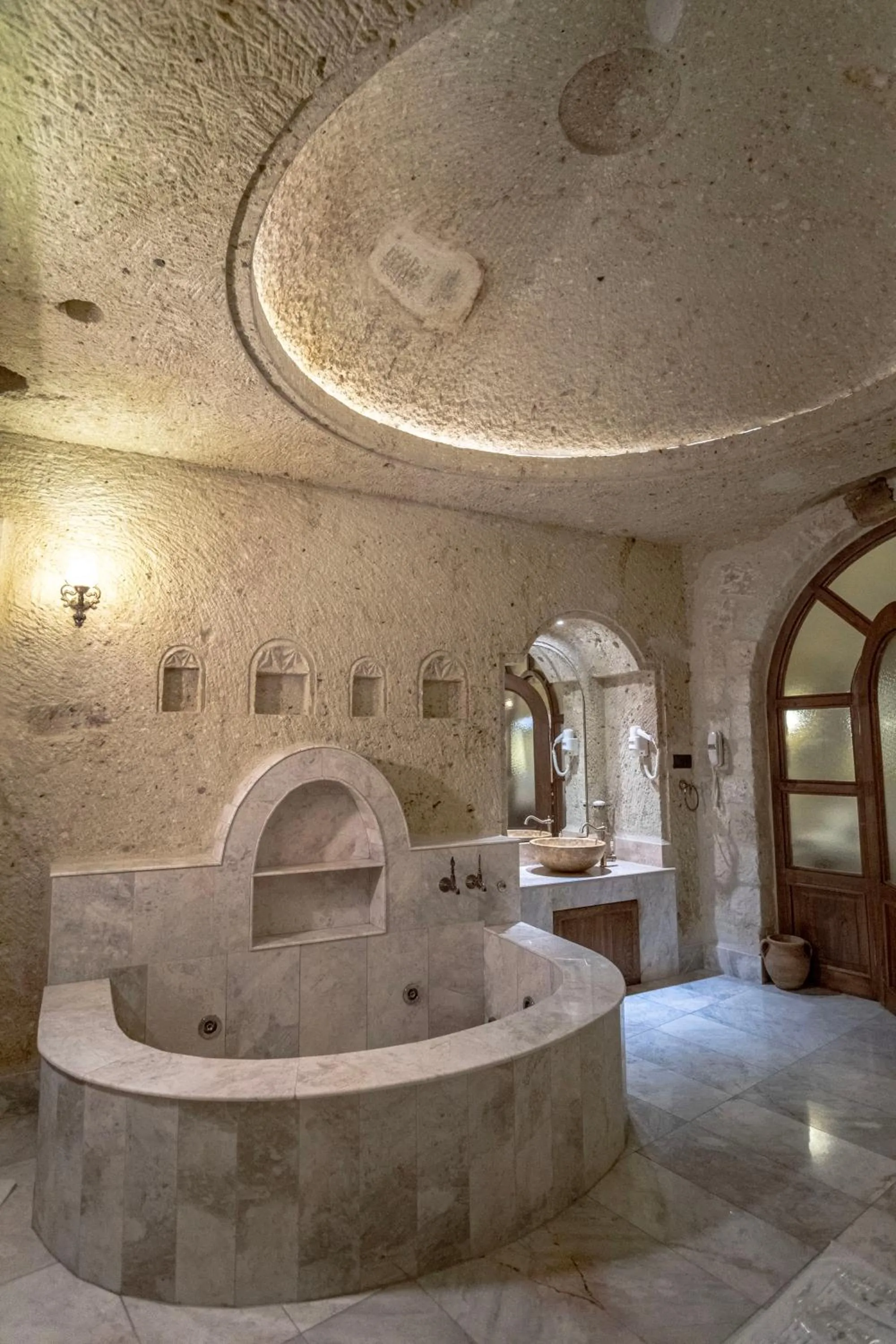 Bathroom in Kemerhan Cave Suites