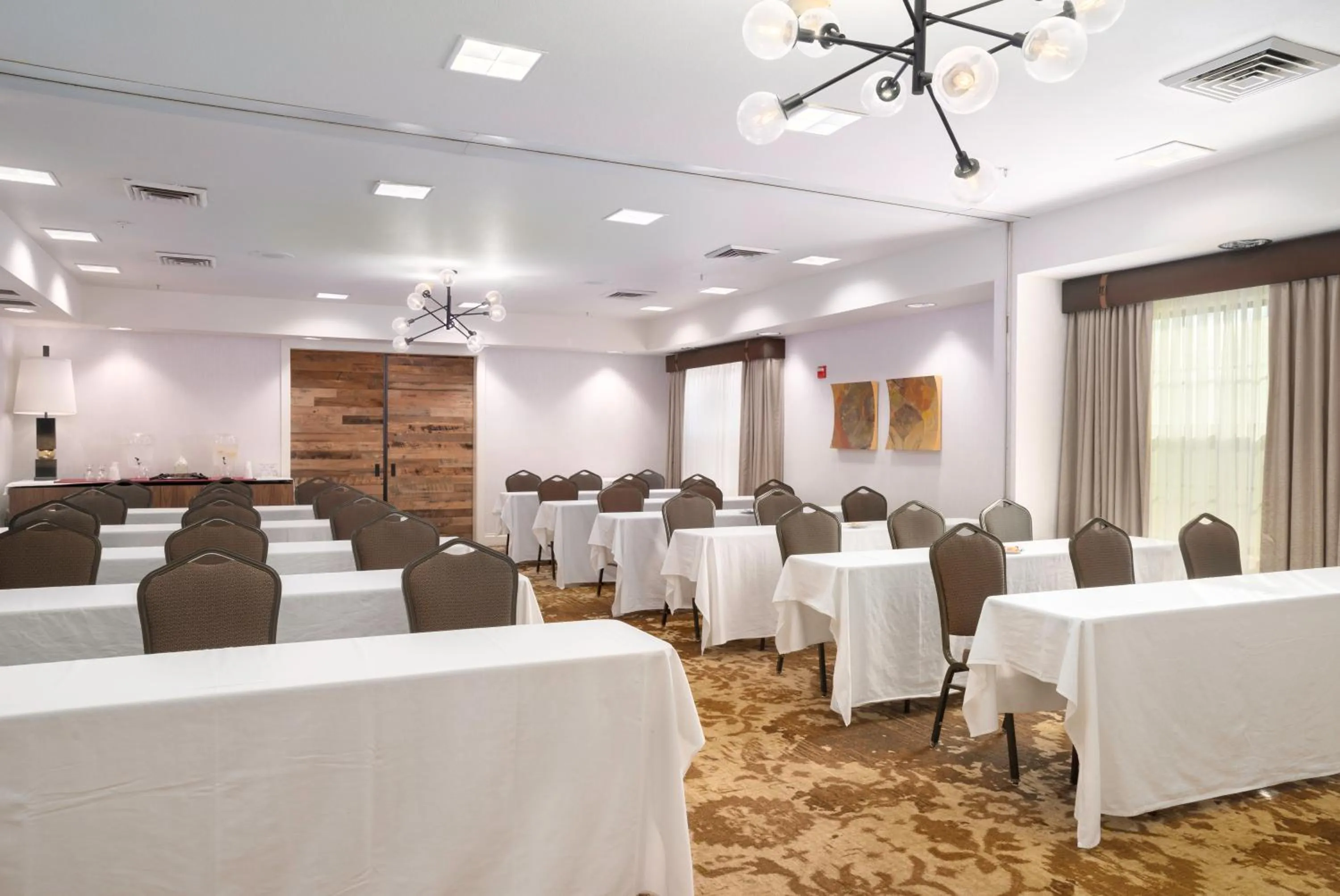 Meeting/conference room in Hilton Garden Inn Phoenix Airport