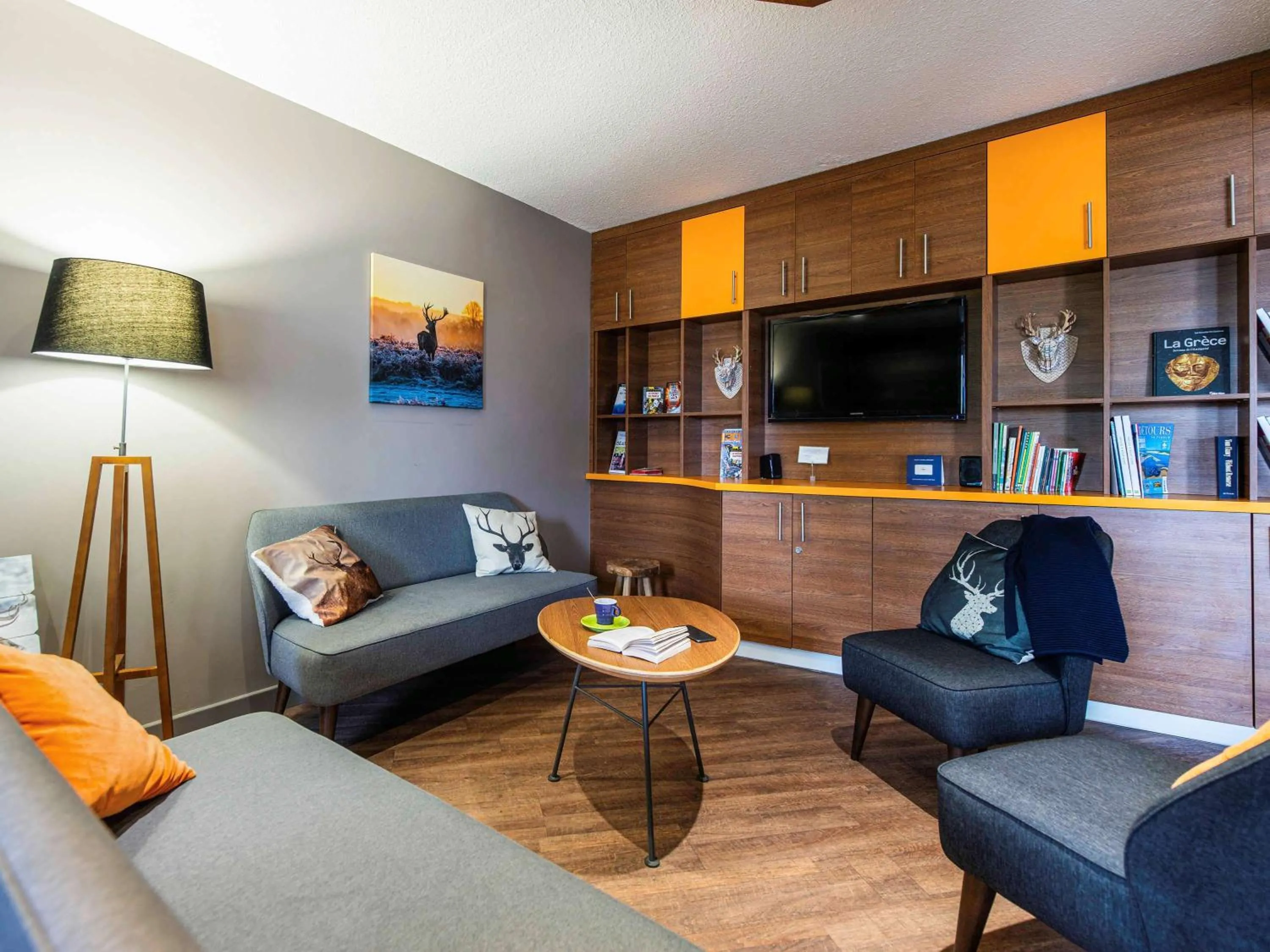 Living room in ibis Styles Gien