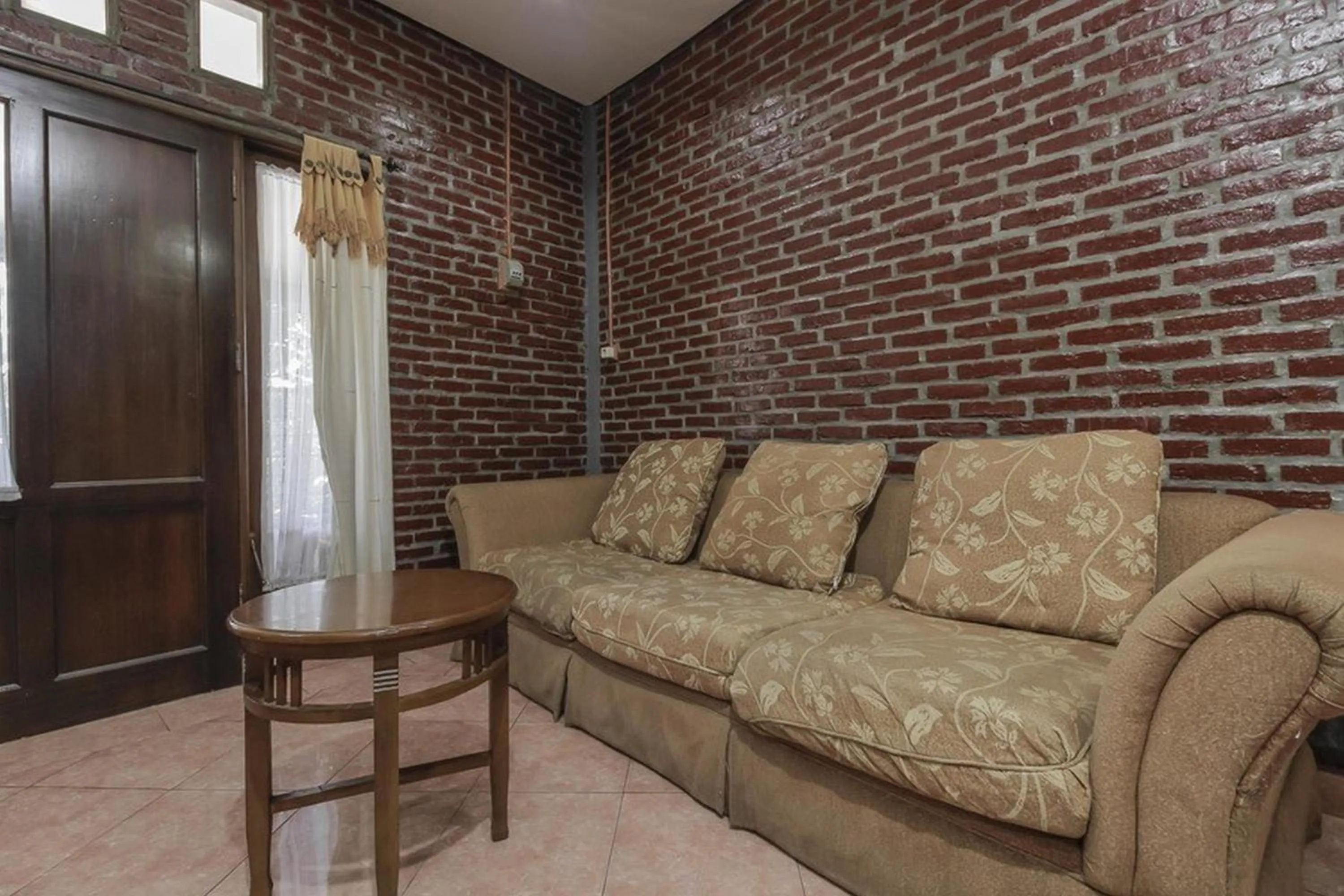 Living room in RedDoorz Plus At Ampera Raya