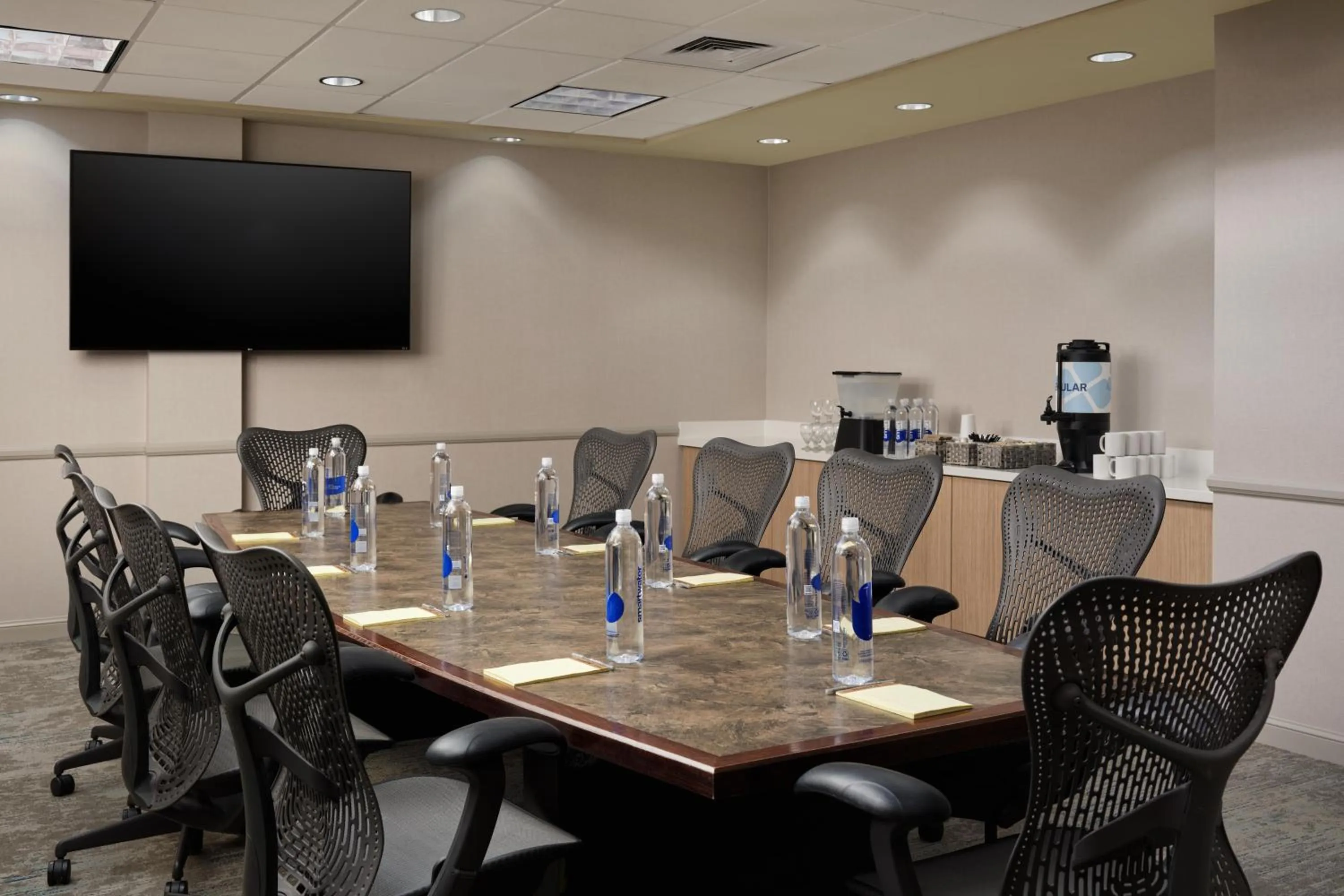 Meeting/conference room in Hilton Garden Inn Phoenix North Happy Valley