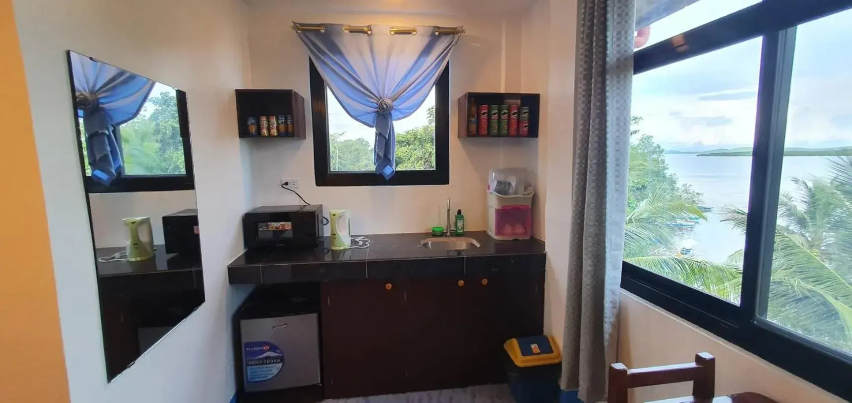 Family Room with Sea View in West Atlantic Inn Family Room with Sea View in West Atlantic Inn