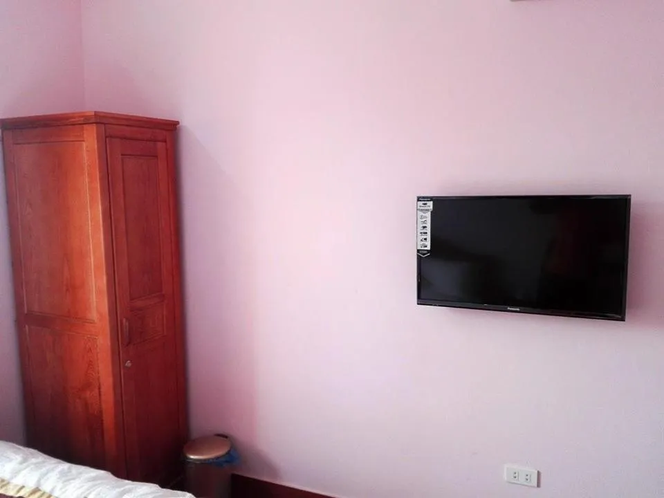 Communal lounge/ TV room in Quoc Thai Sapa Hotel