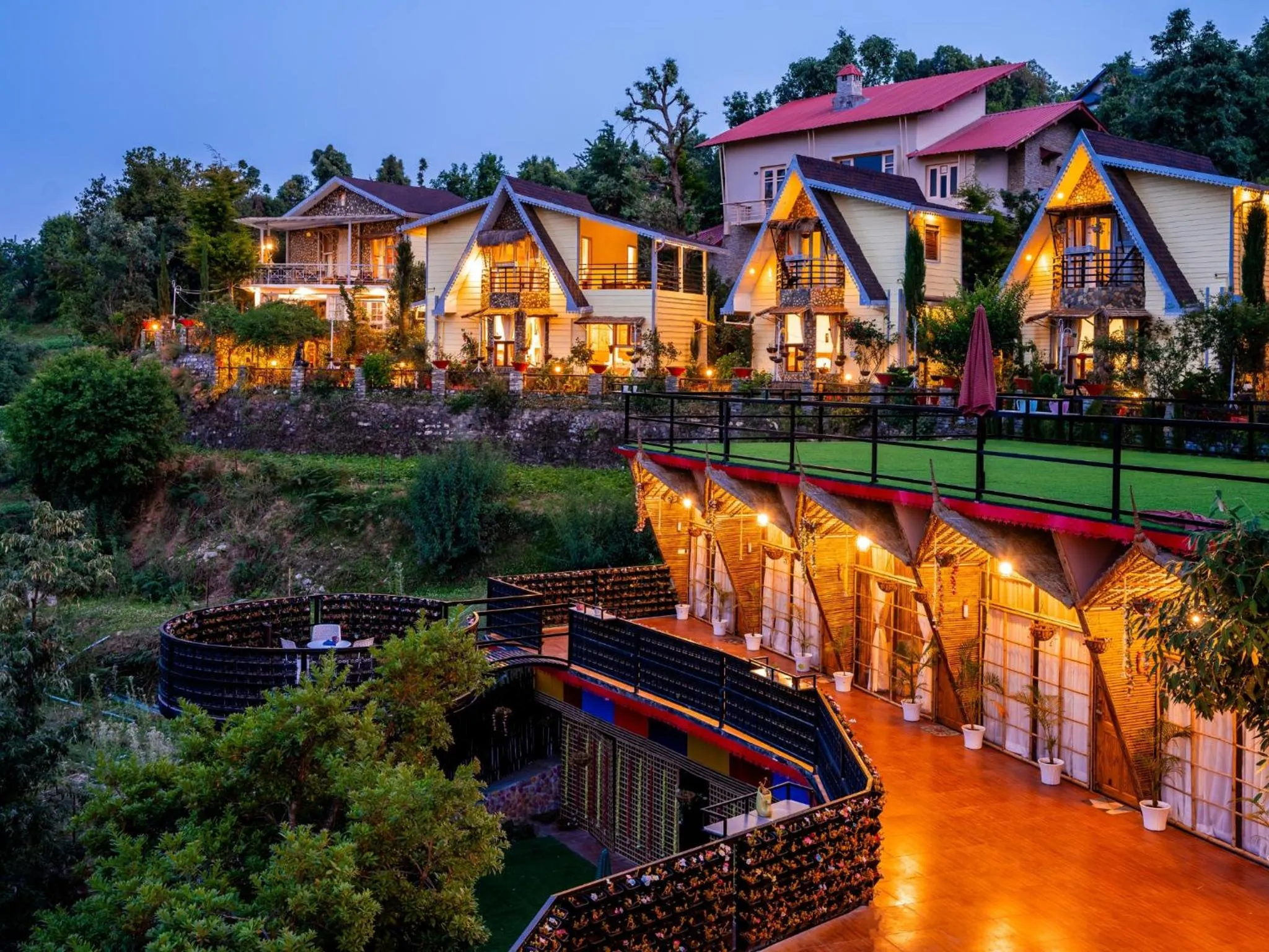 Moustache Select Mukteshwar