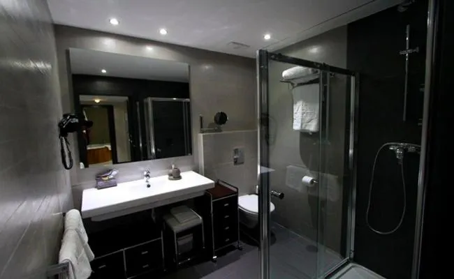 Bathroom in Hotel Adelma