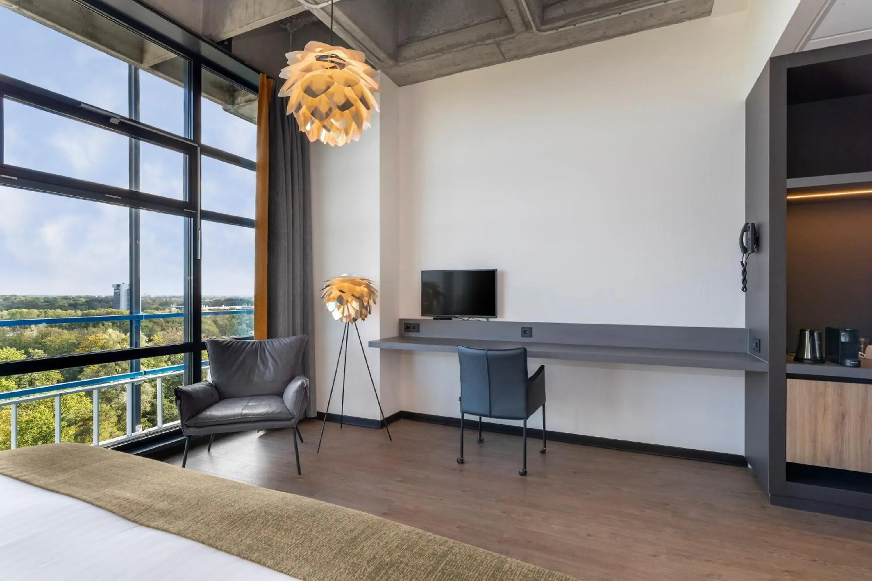 View (from property/room), Bed in U Parkhotel View (from property/room), Bed in U Parkhotel