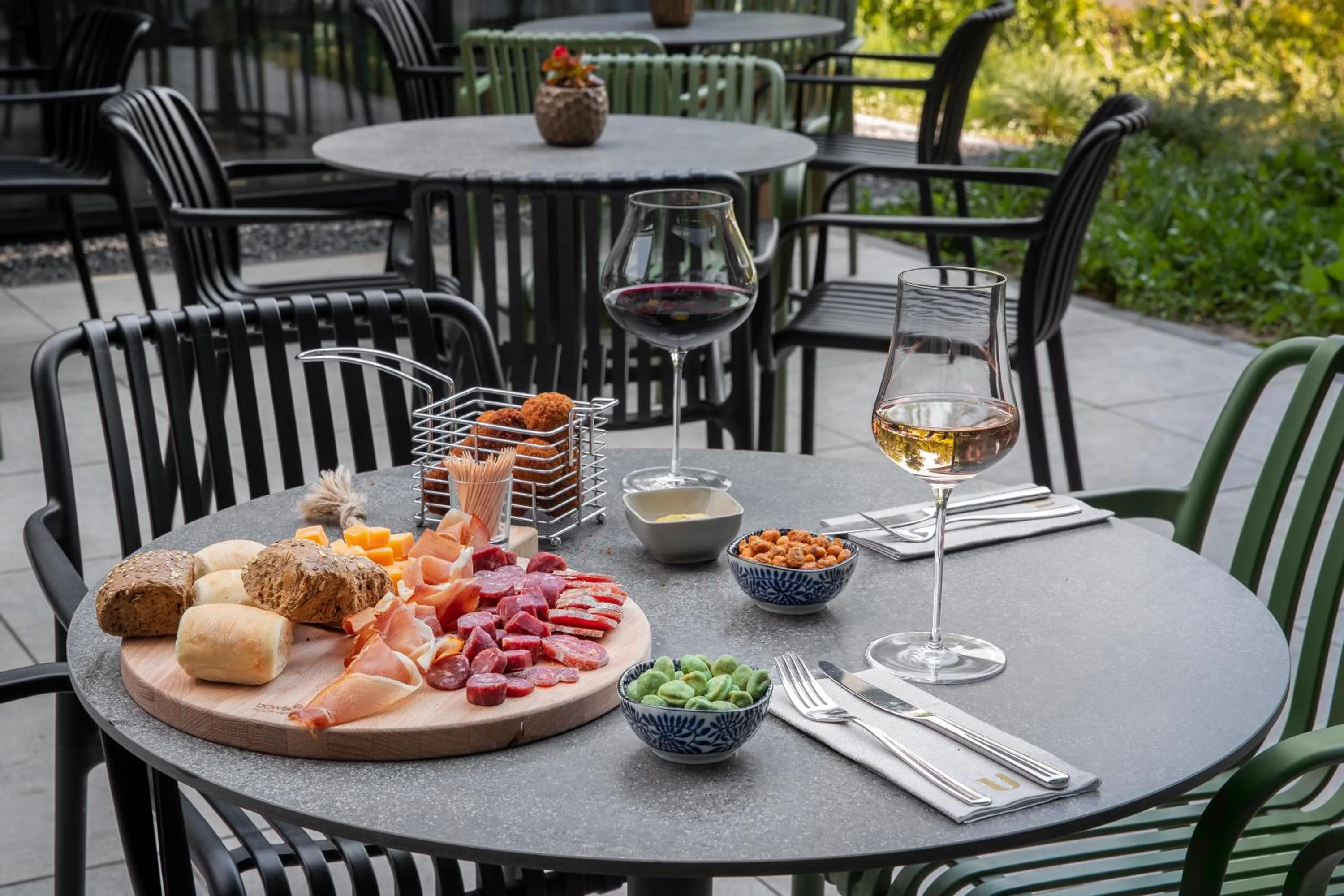 Restaurant/places to eat in U Parkhotel