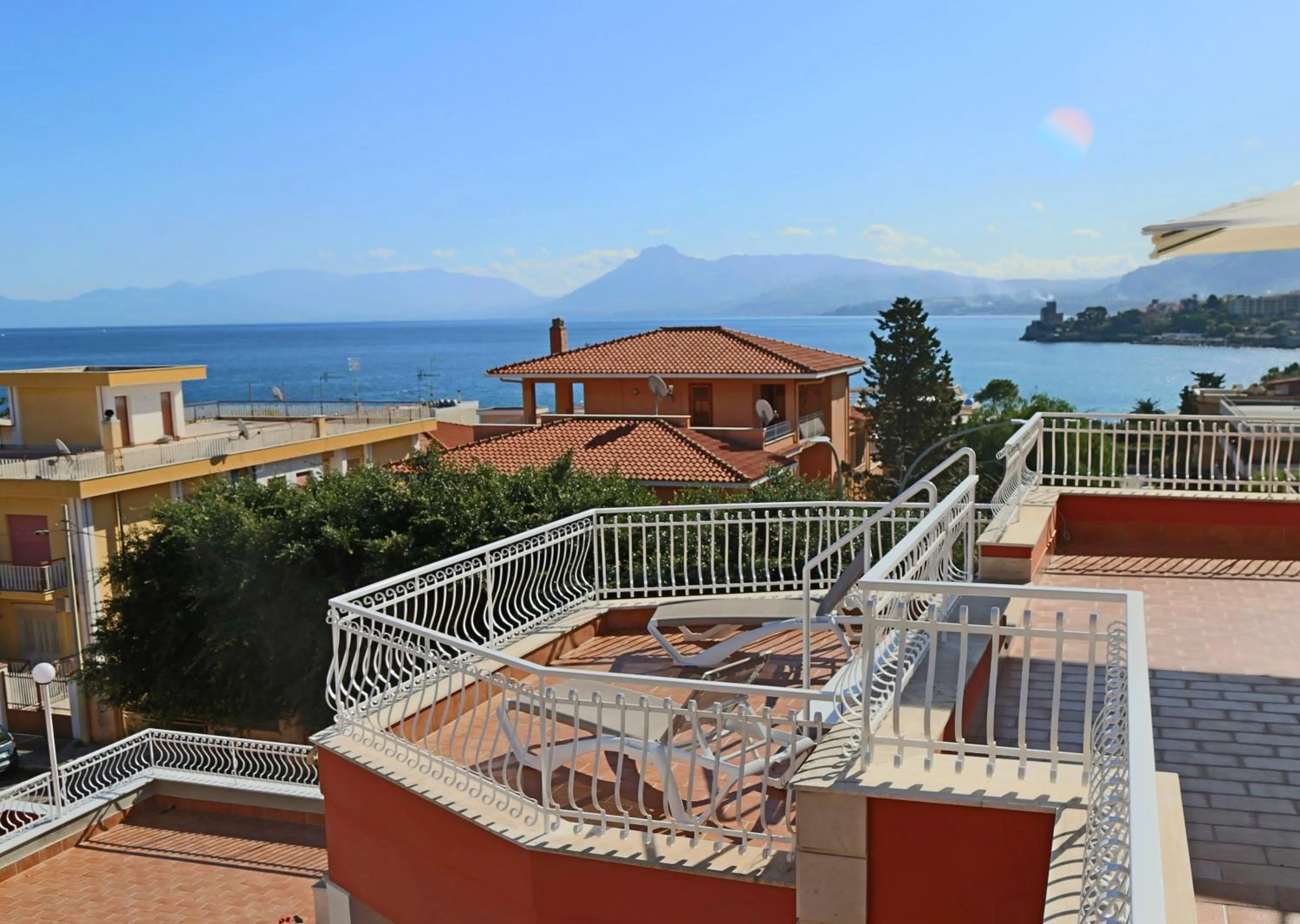 Balcony/Terrace in Villa Edera Rental Room