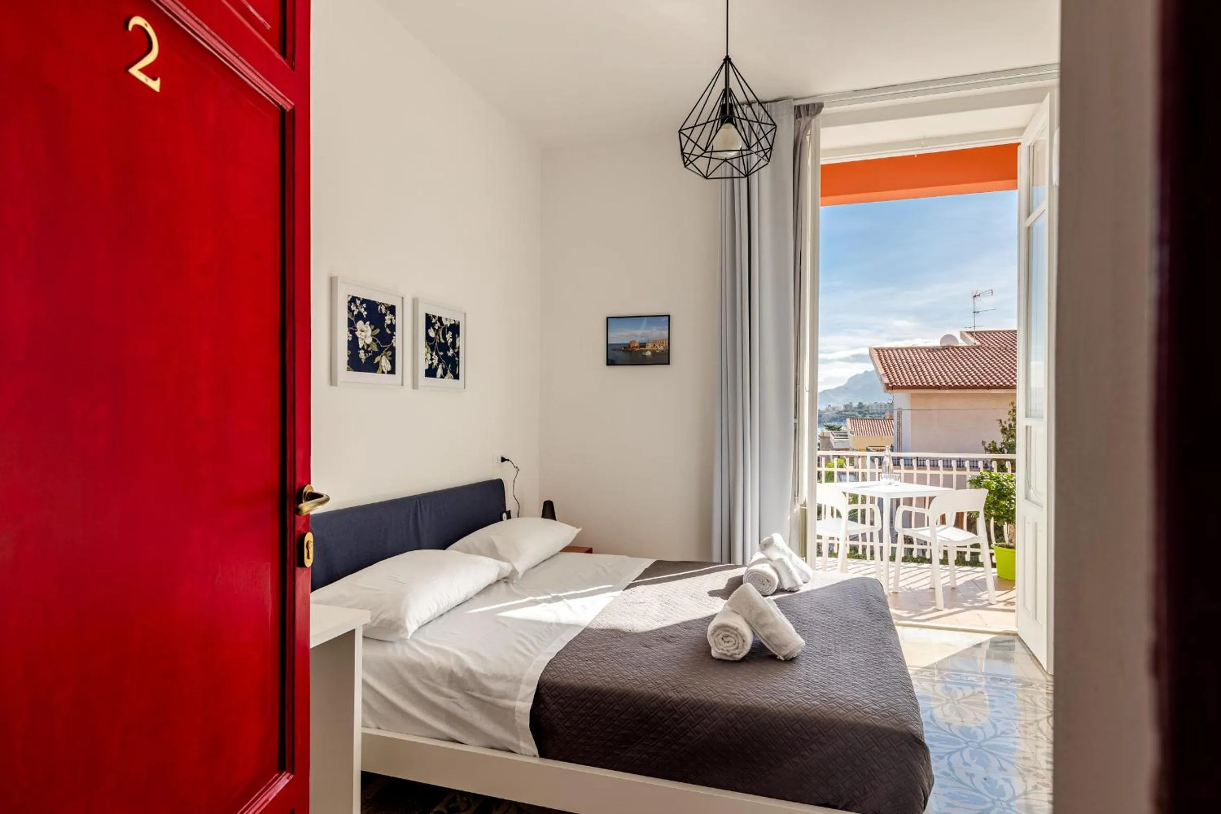 Balcony/Terrace, Bed in Villa Edera Rental Room