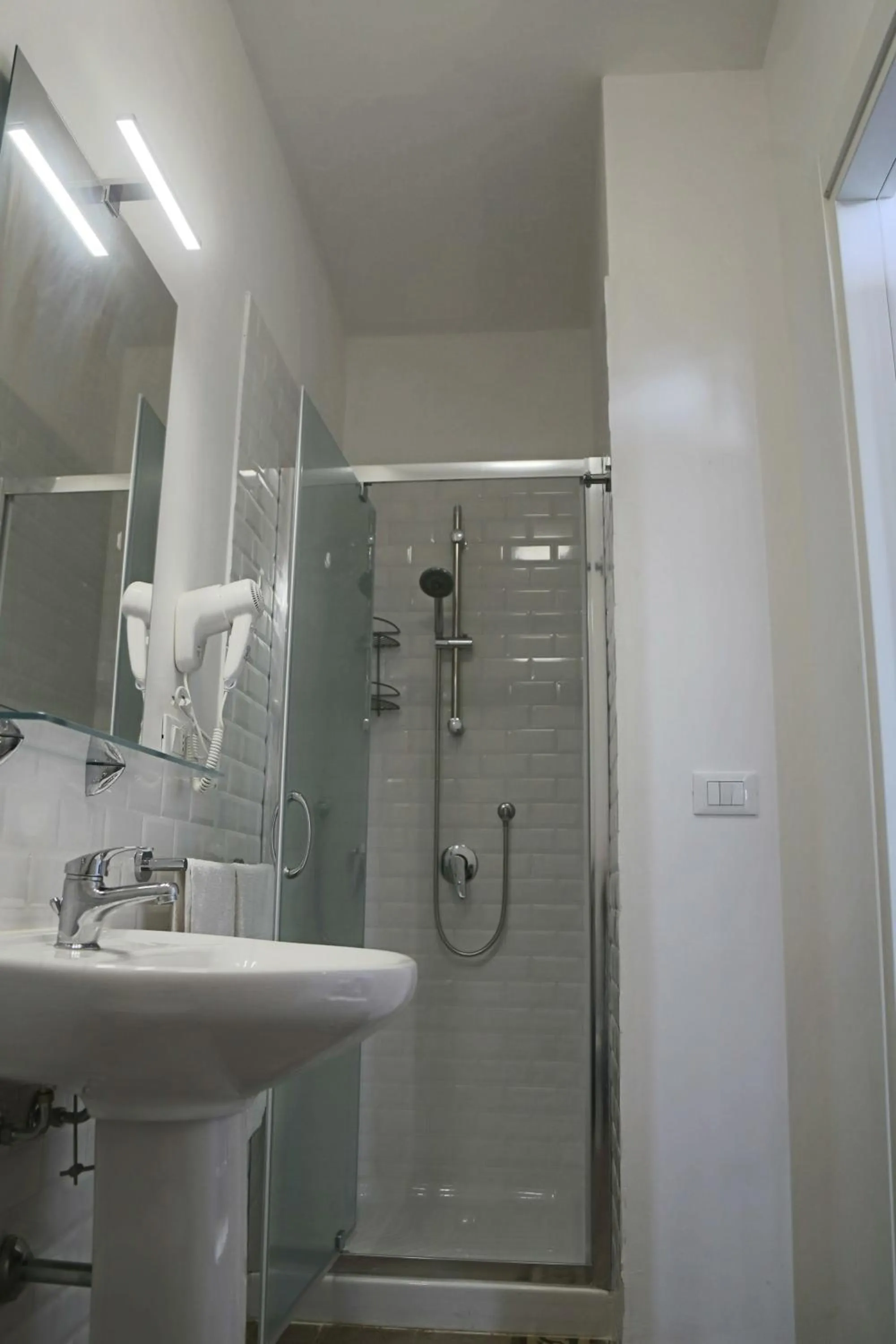 Bathroom in Villa Edera Rental Room