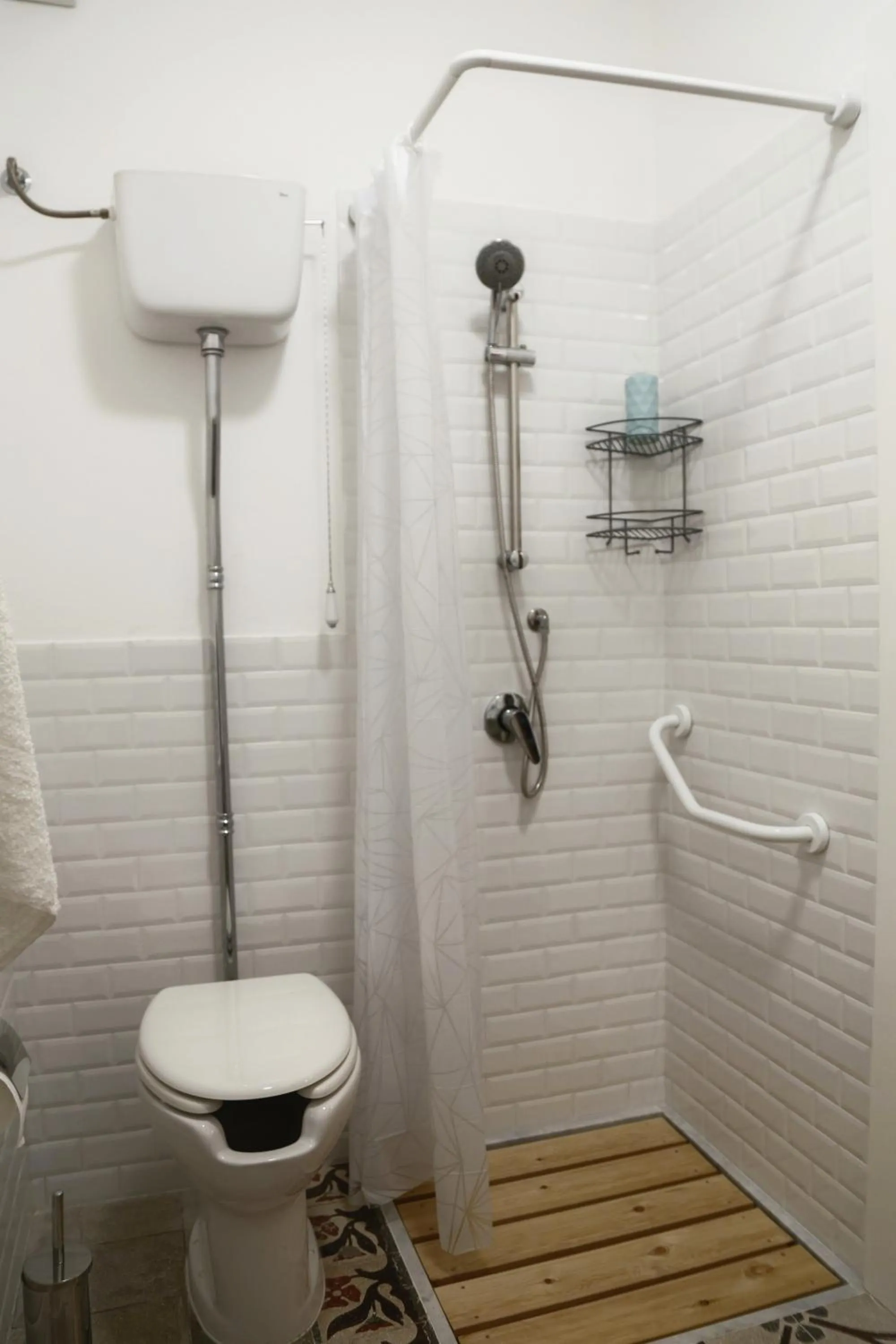 Bathroom in Villa Edera Rental Room