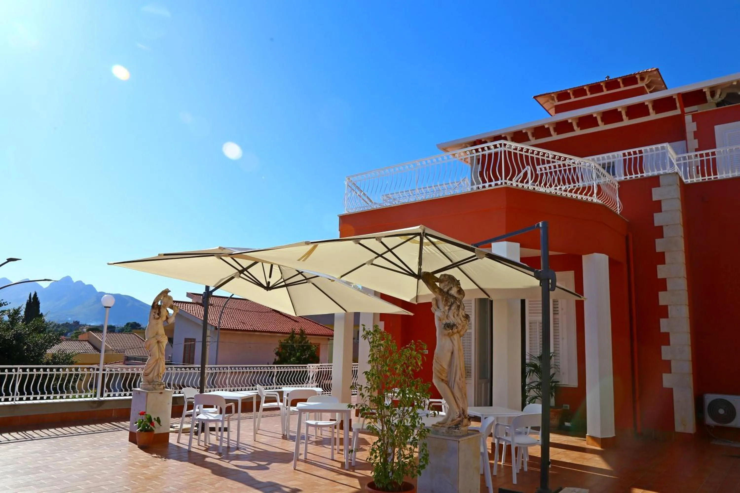 Property building in Villa Edera Rental Room