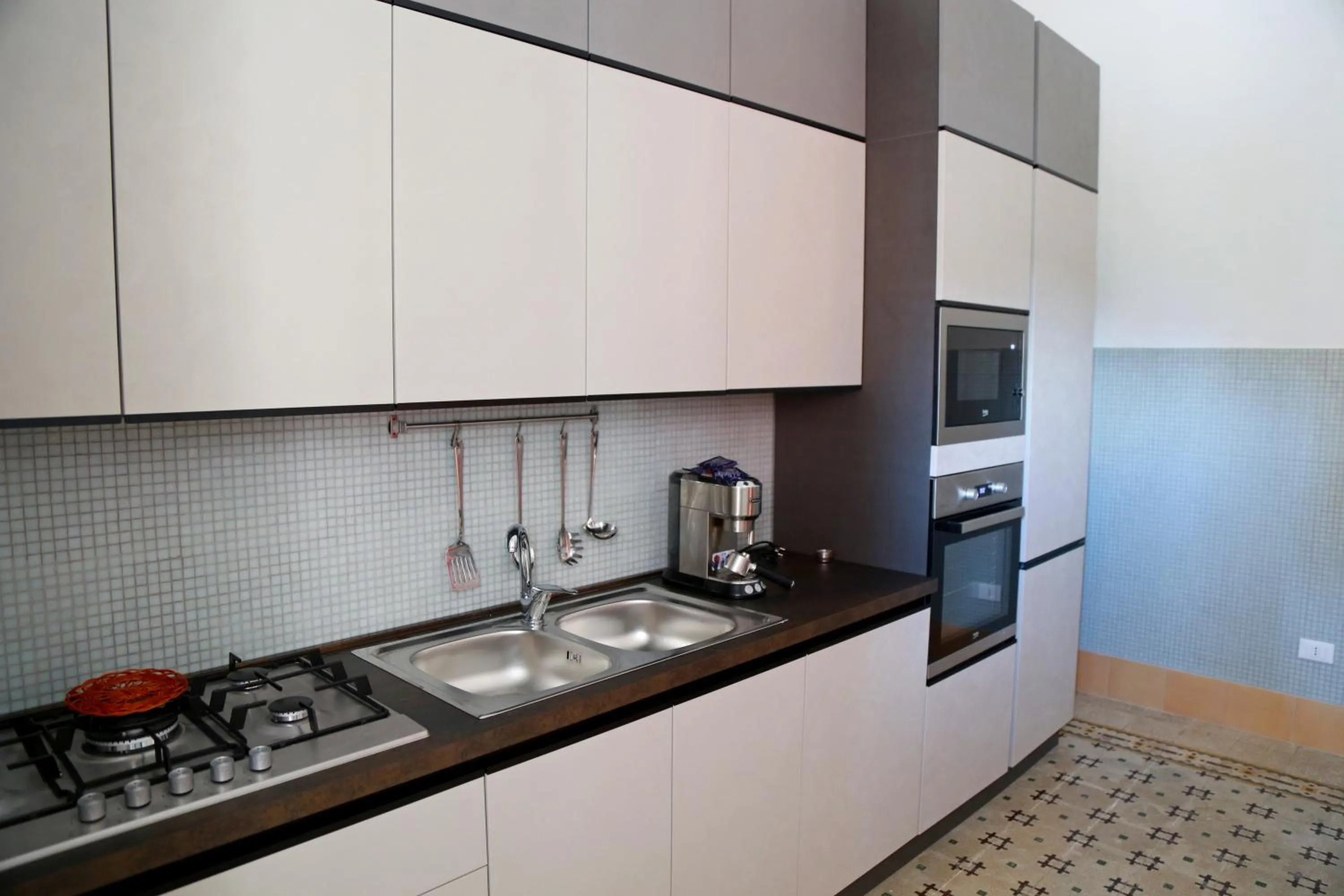 Kitchen or kitchenette in Villa Edera Rental Room