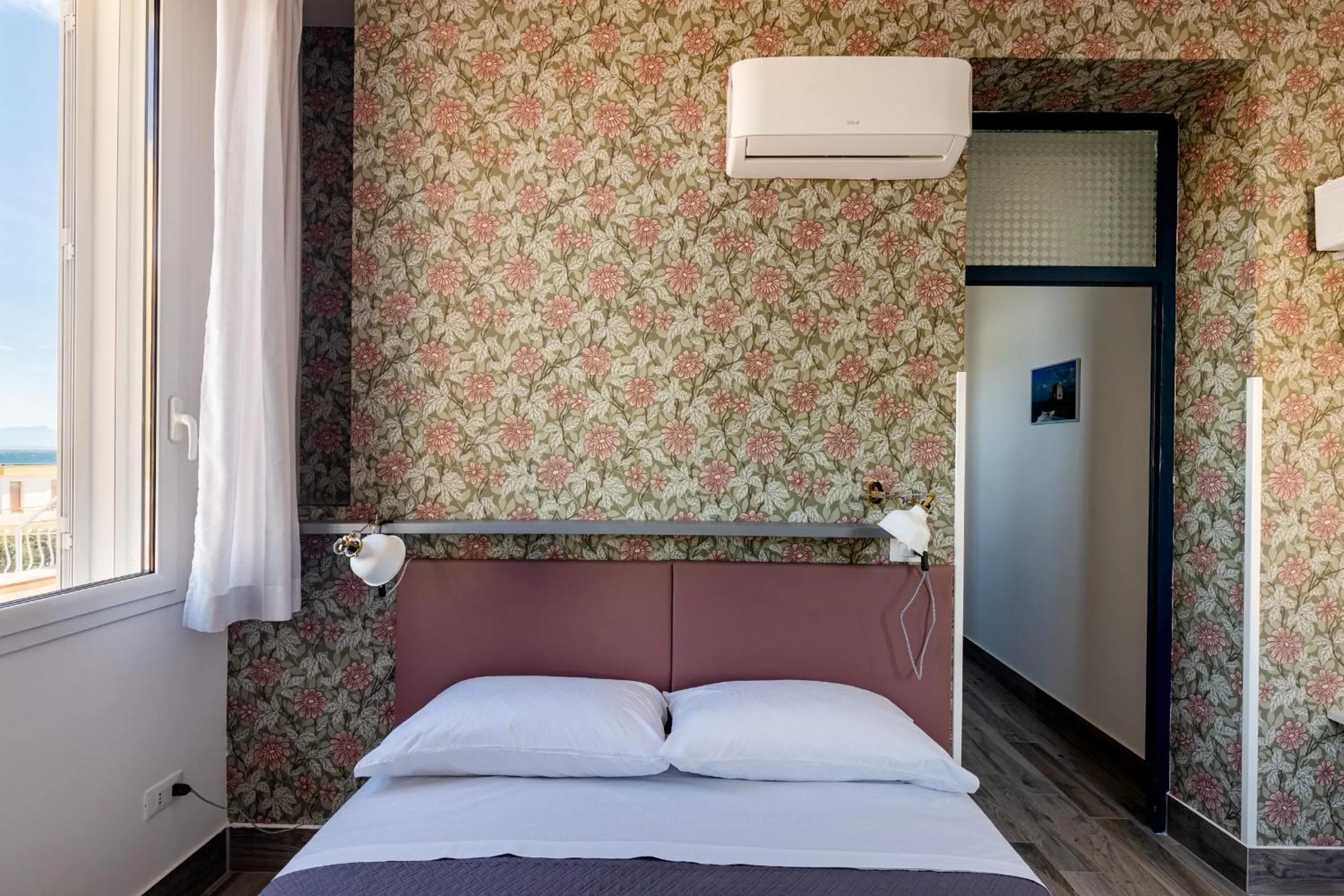 Bed in Villa Edera Rental Room