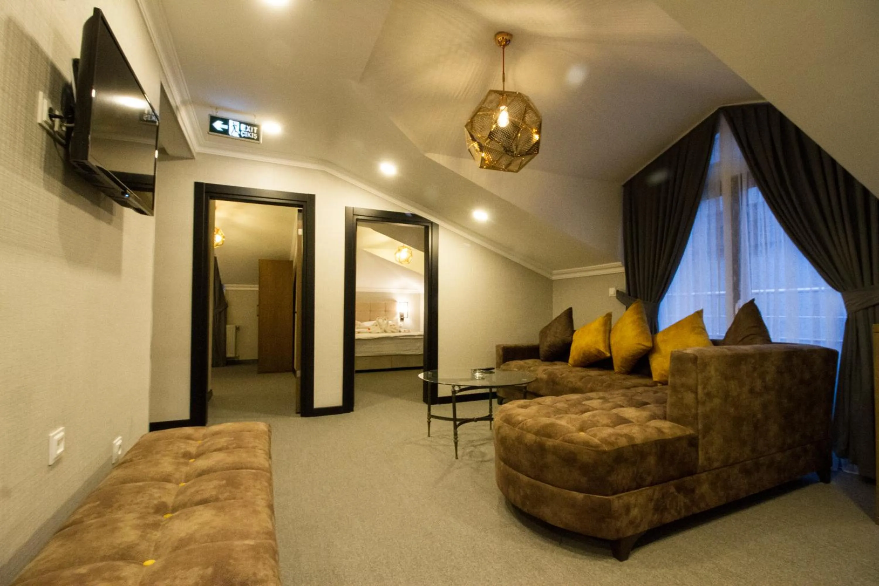 Photo of the whole room in Hit Suites Avcilar Hotel