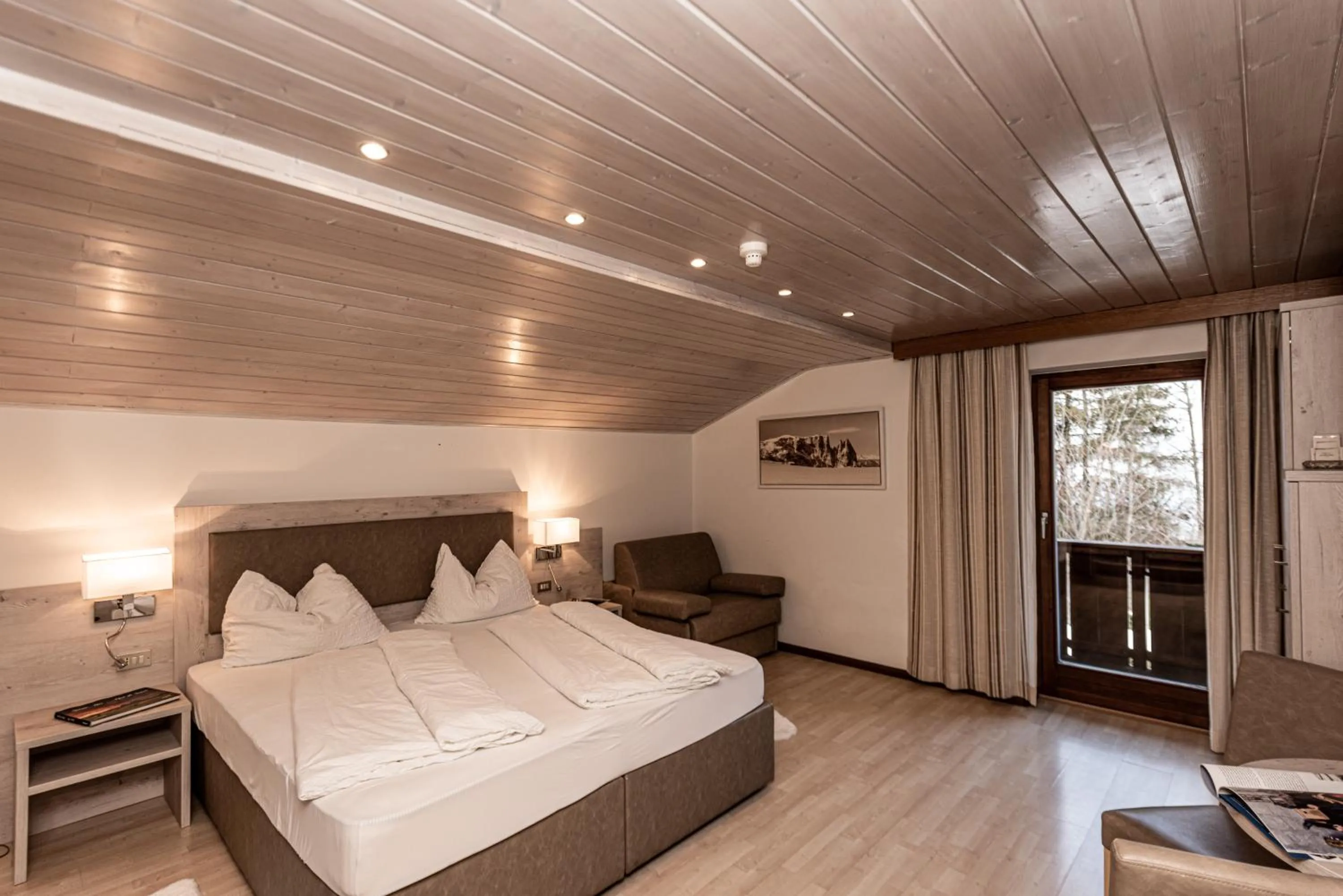 Bed in Hotel Profanter