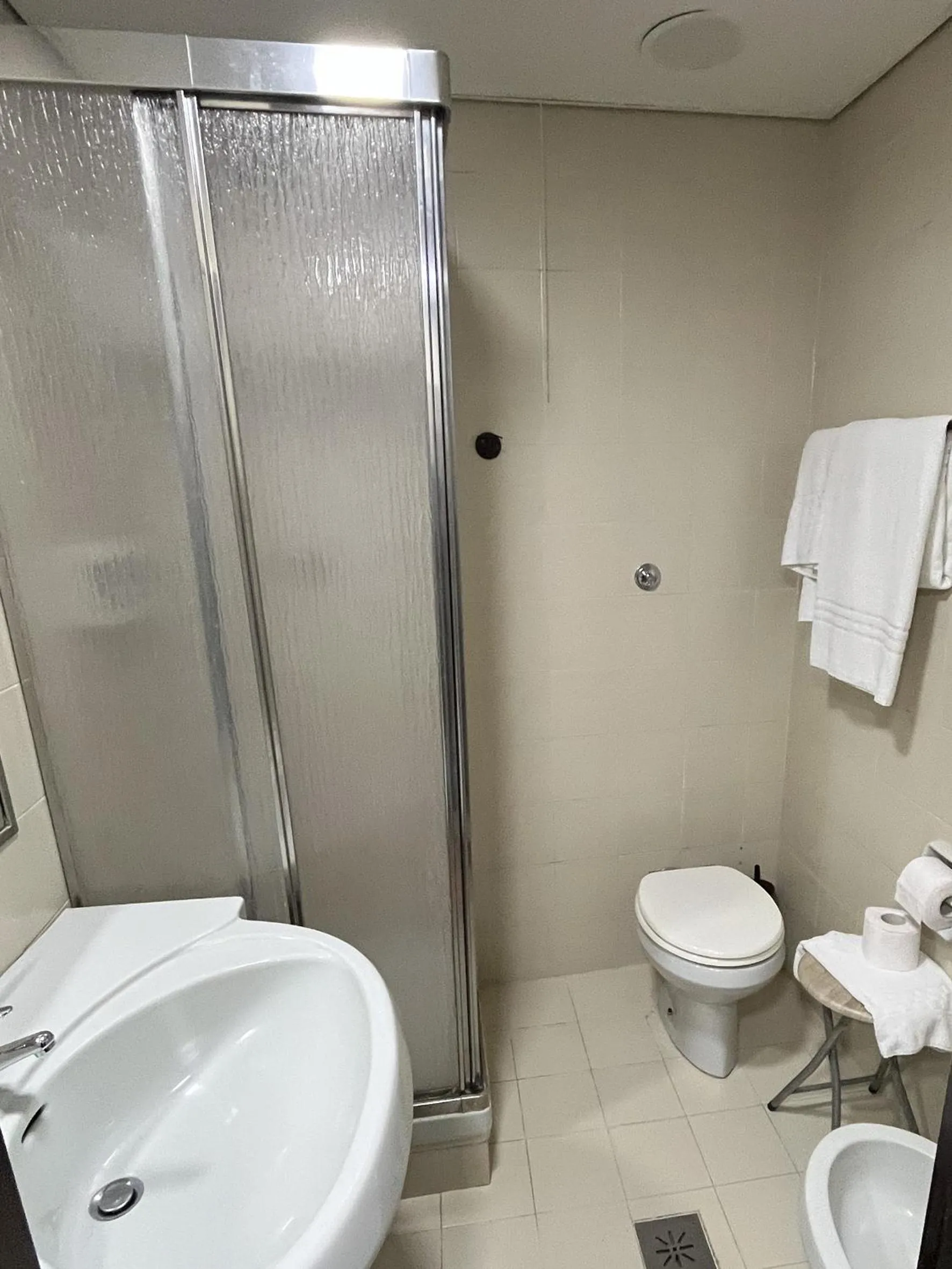 Shower in HOTEL IL PARCO - Parking Free & Restaurant - Hotel