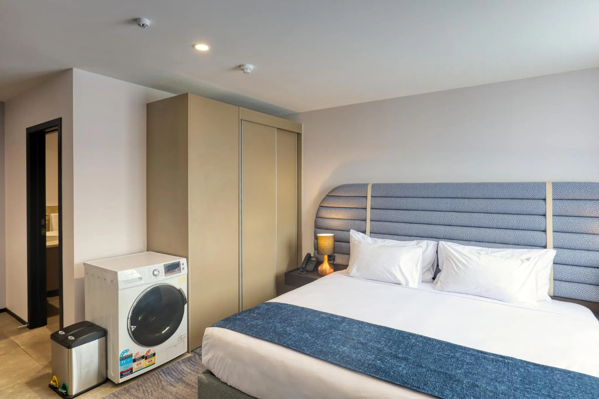 Bed in Marsden Suites Albany