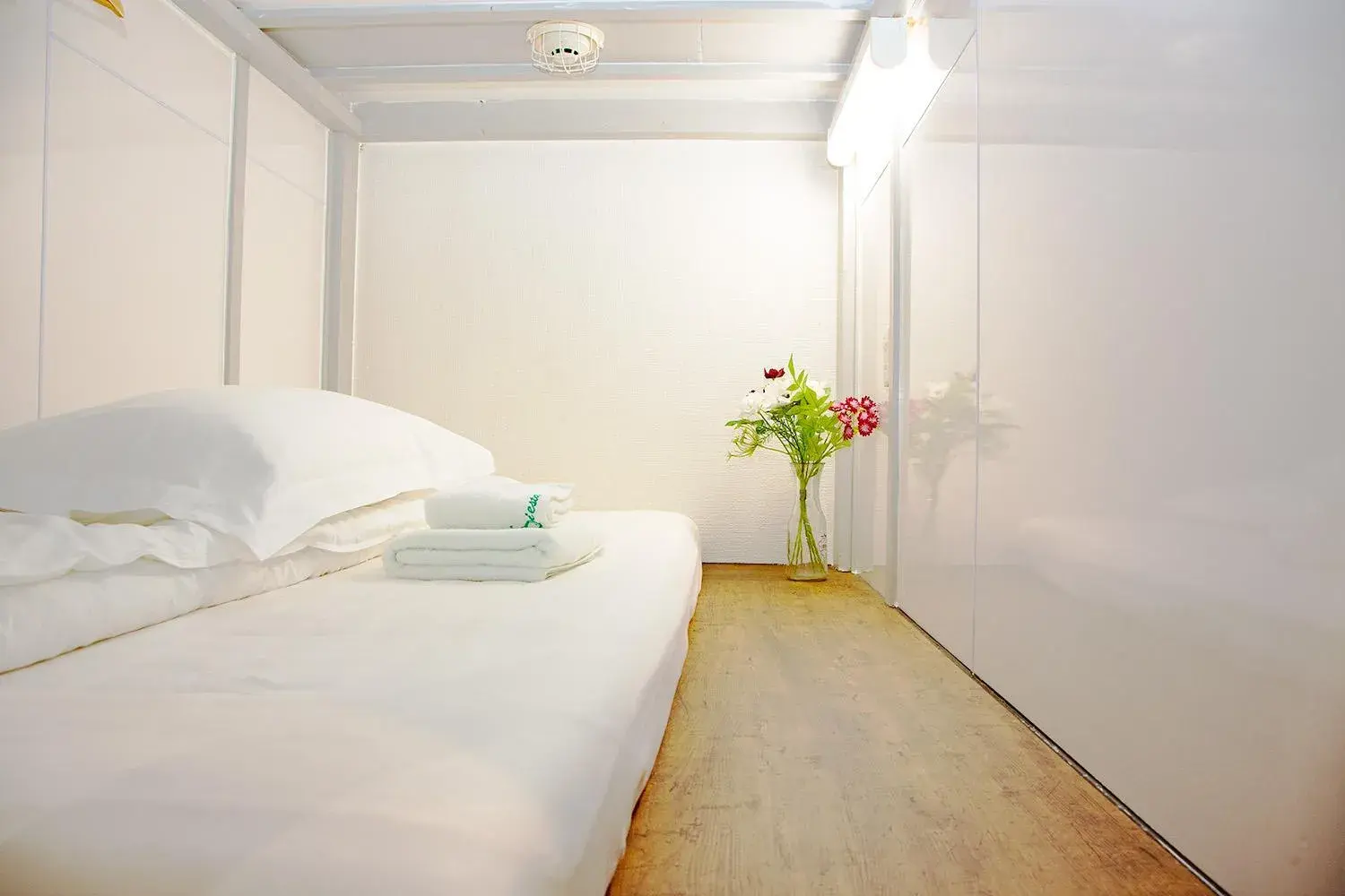 Single Bed in 10-Bed Dormitory Room in Guest House Siesta Single Bed in 10-Bed Dormitory Room in Guest House Siesta