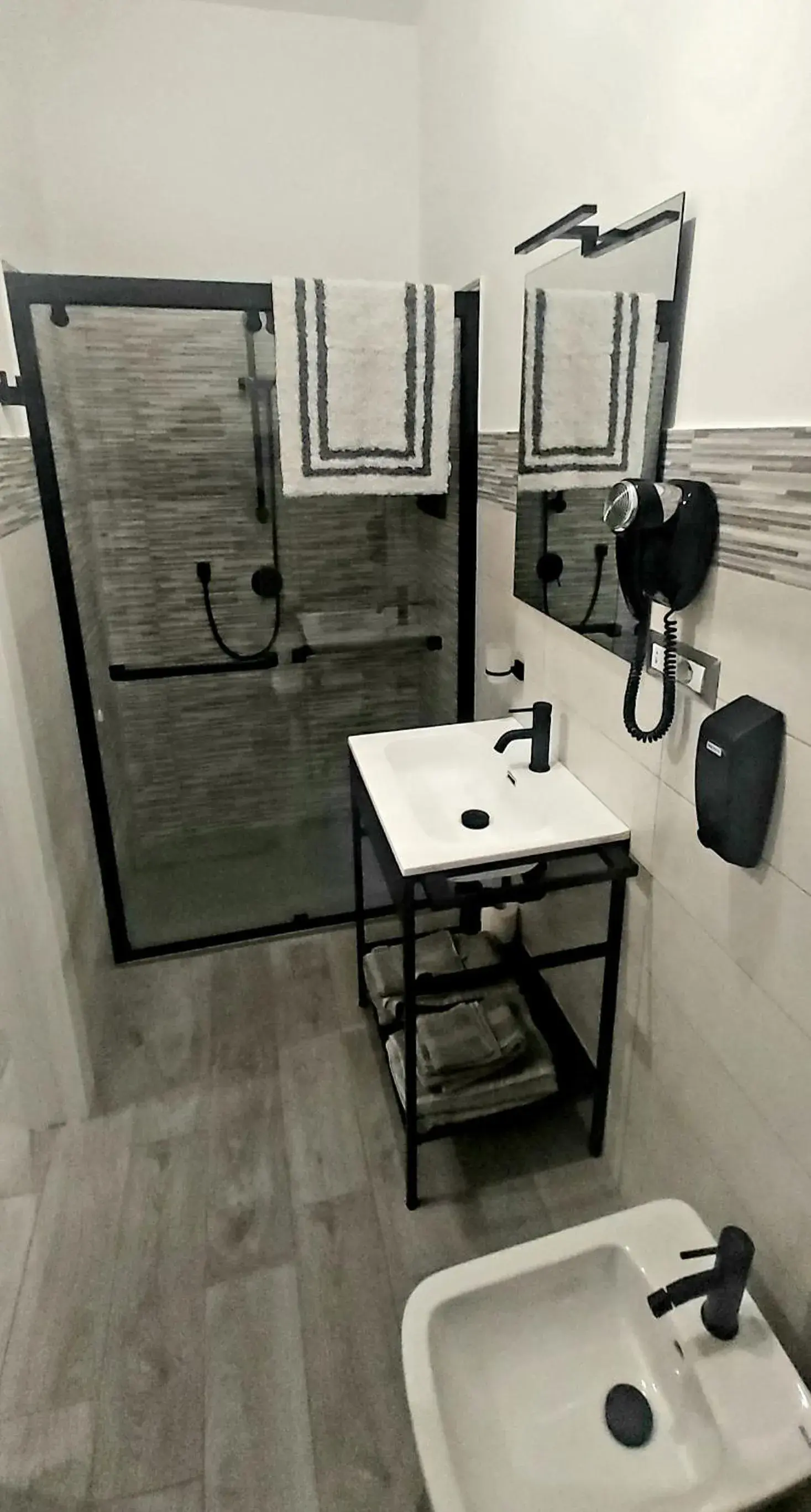 Double Room with Private Bathroom in Bed & Breakfast Le Piazze Double Room with Private Bathroom in Bed & Breakfast Le Piazze