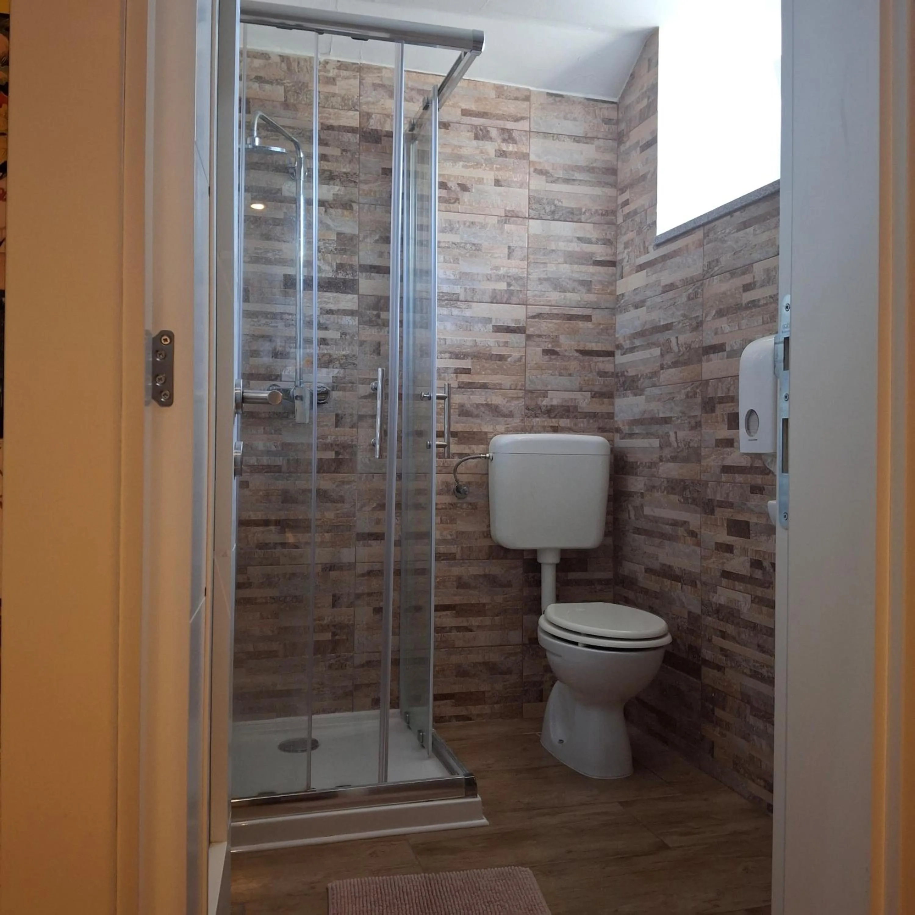 Palmers Lodge Hostel