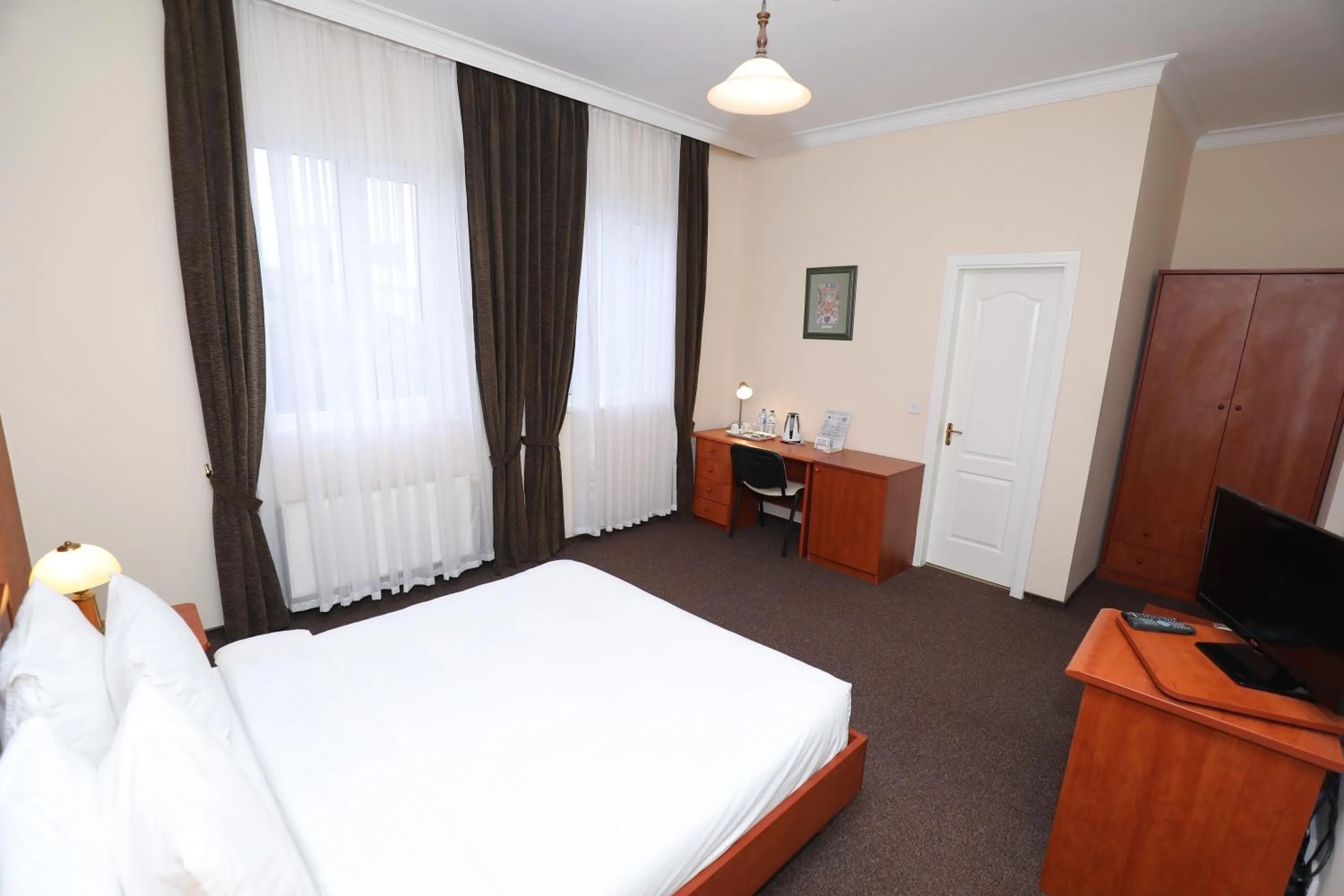 TV and multimedia, Bed in Azcot Hotel - Nizami Street