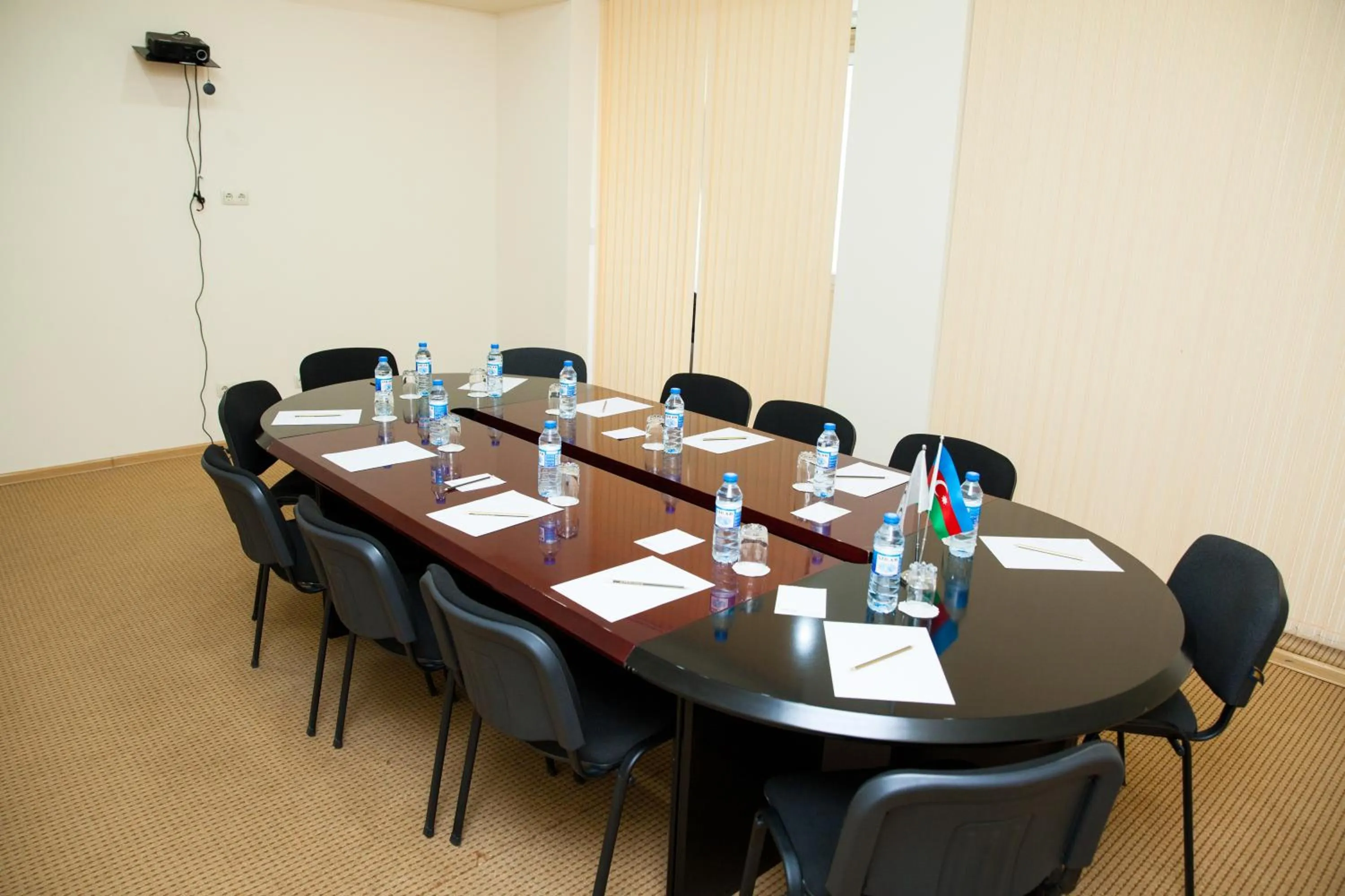 Meeting/conference room in Azcot Hotel