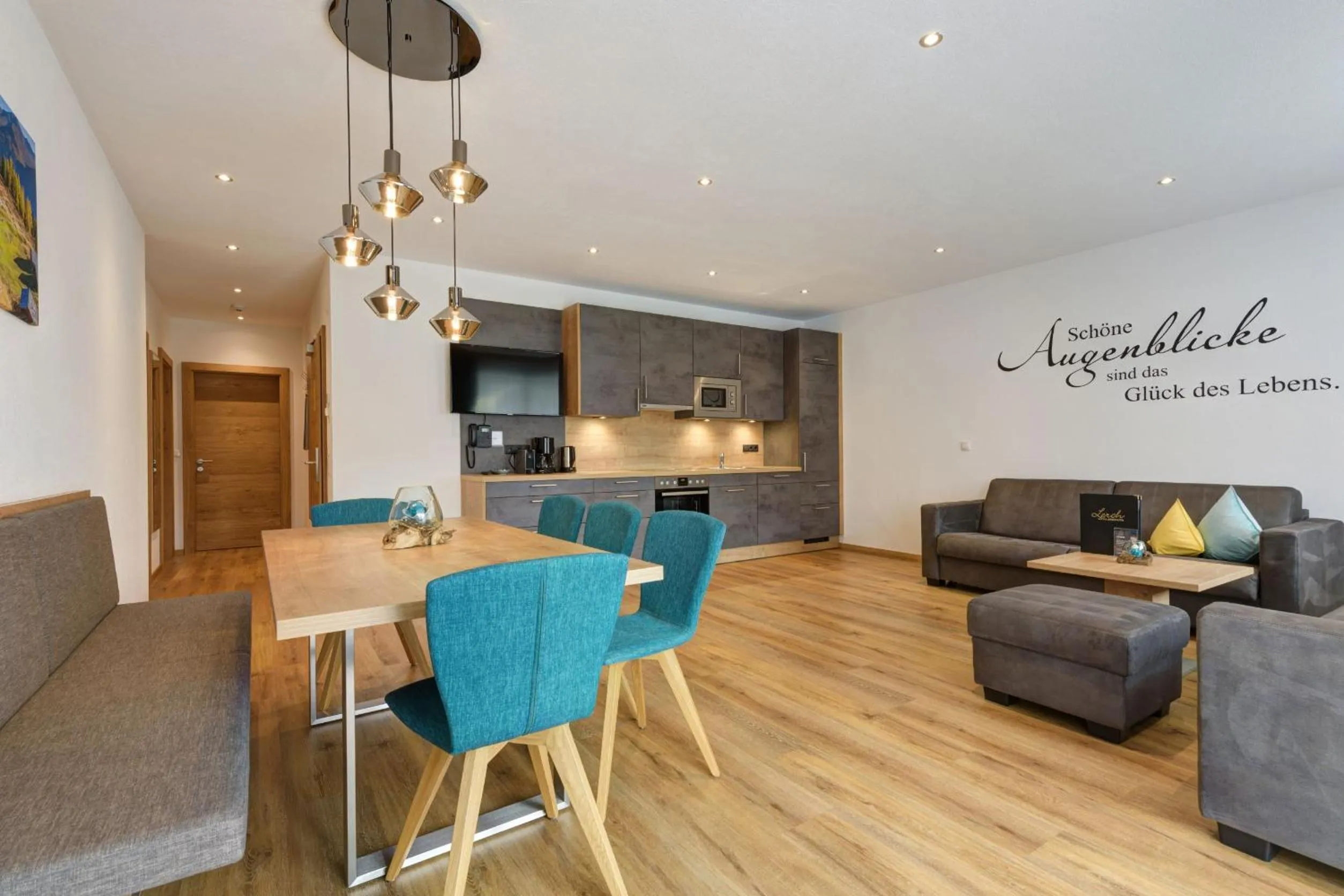 Kitchen or kitchenette in Aparthotel Lerch