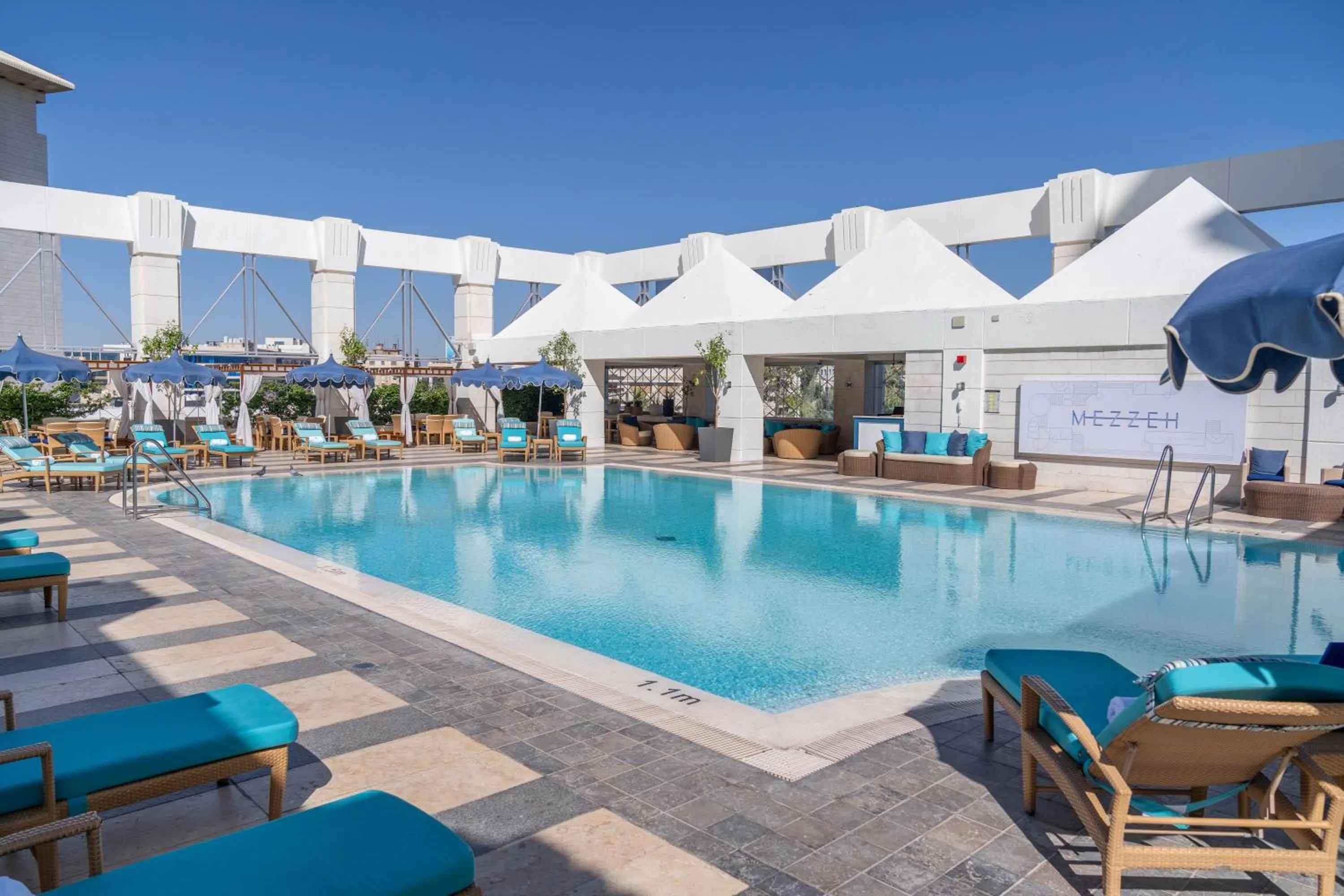 Restaurant/places to eat in Four Seasons Hotel Amman