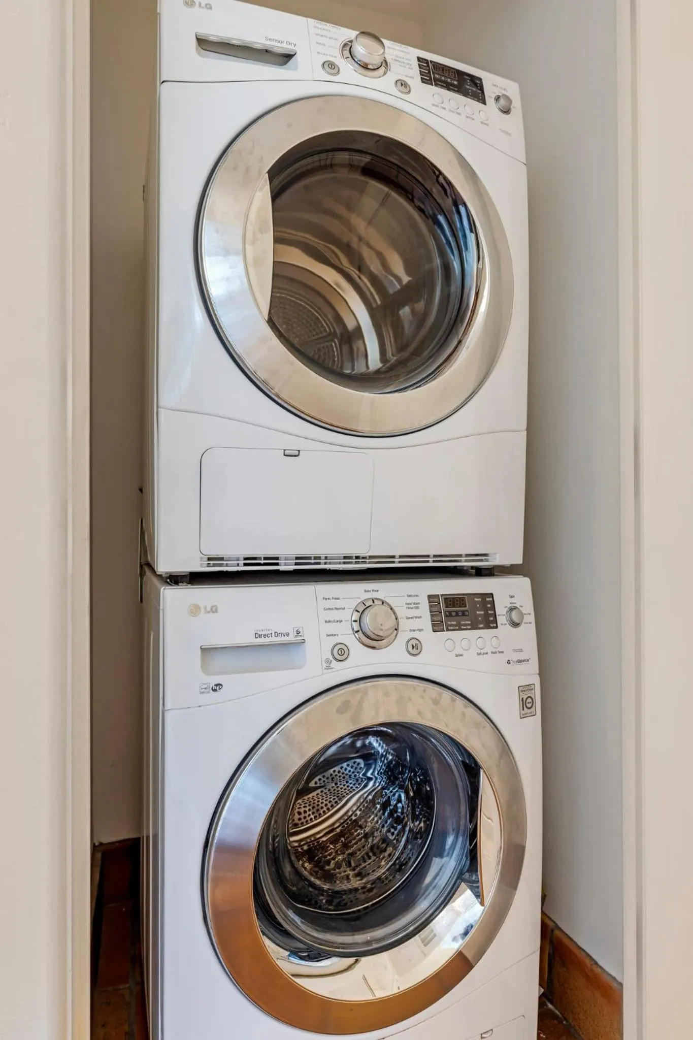 Photo of the whole room in Omni La Costa Resort & Spa Carlsbad