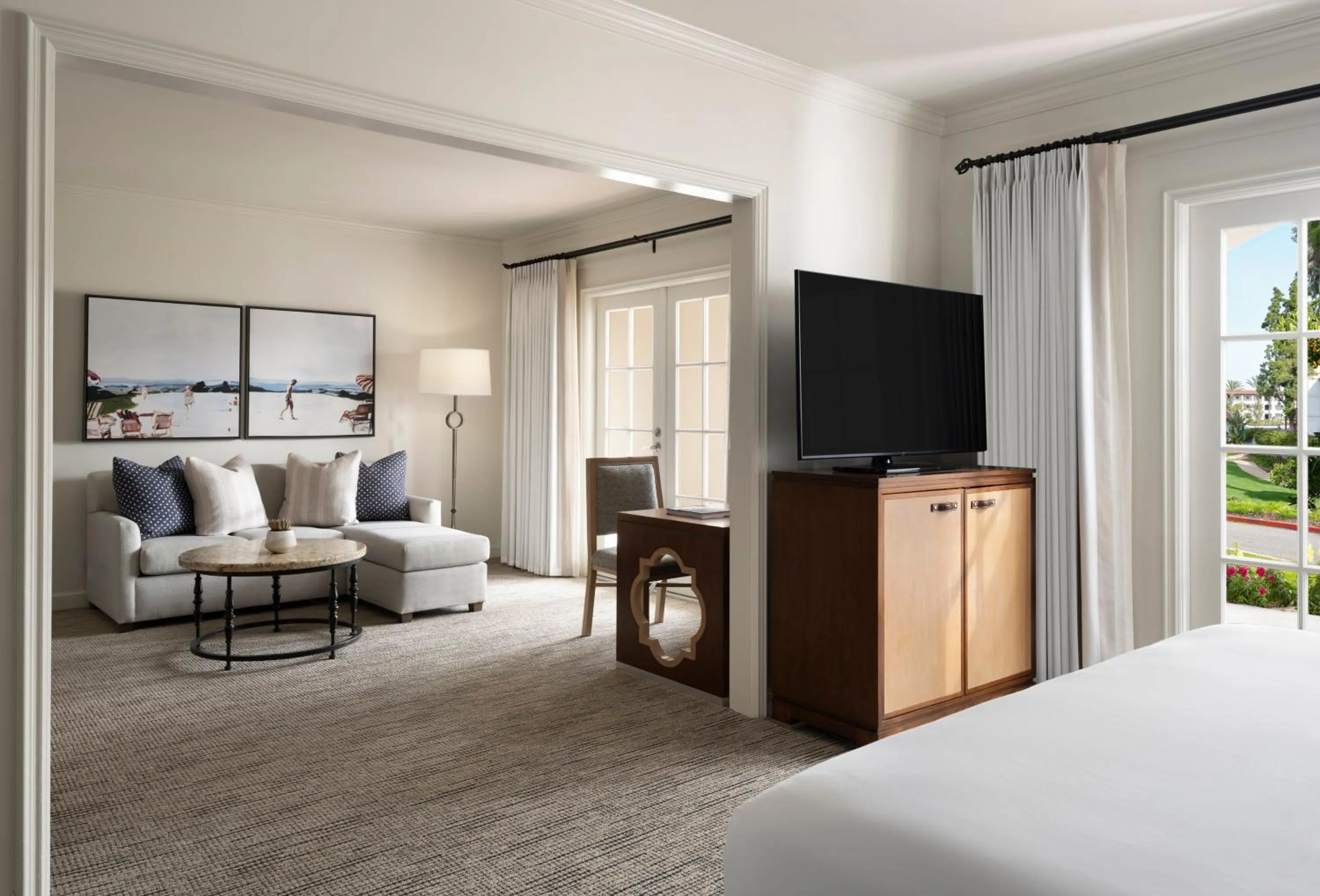 Living room, Bed in Omni La Costa Resort & Spa Carlsbad