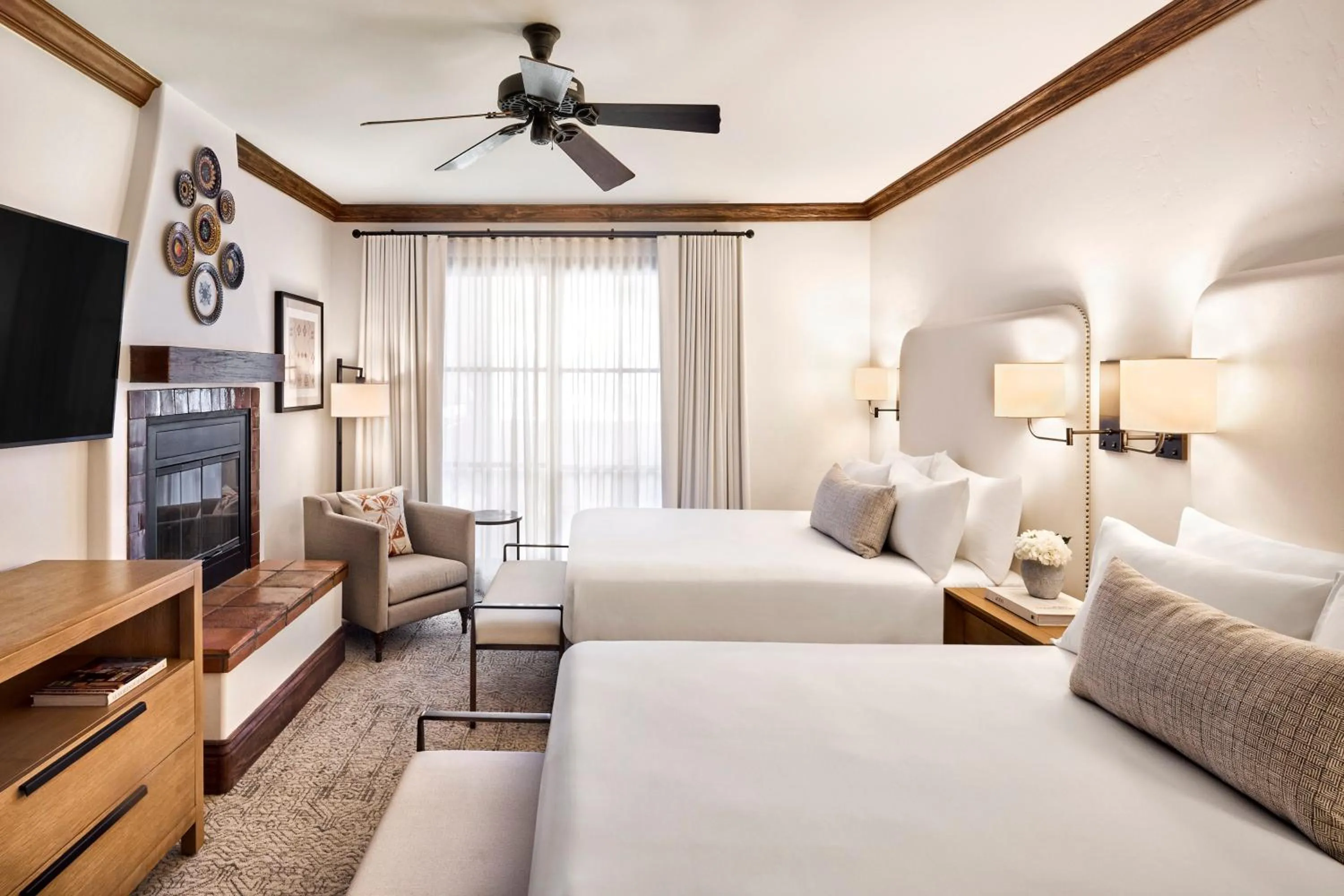 Photo of the whole room, Bed in Omni La Costa Resort & Spa Carlsbad