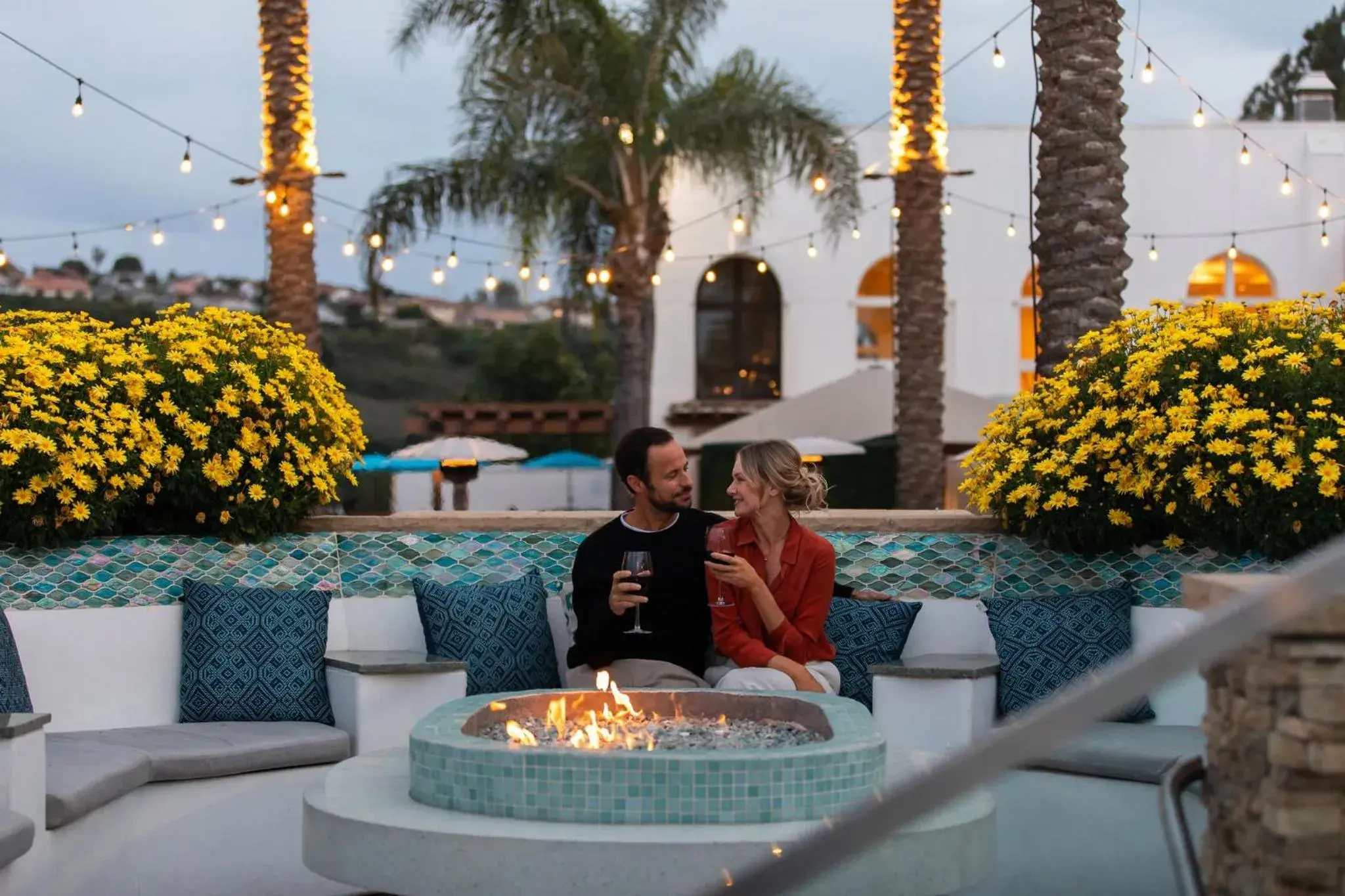 Lounge or bar in Omni La Costa Resort & Spa Carlsbad Lounge or bar in Omni La Costa Resort & Spa Carlsbad