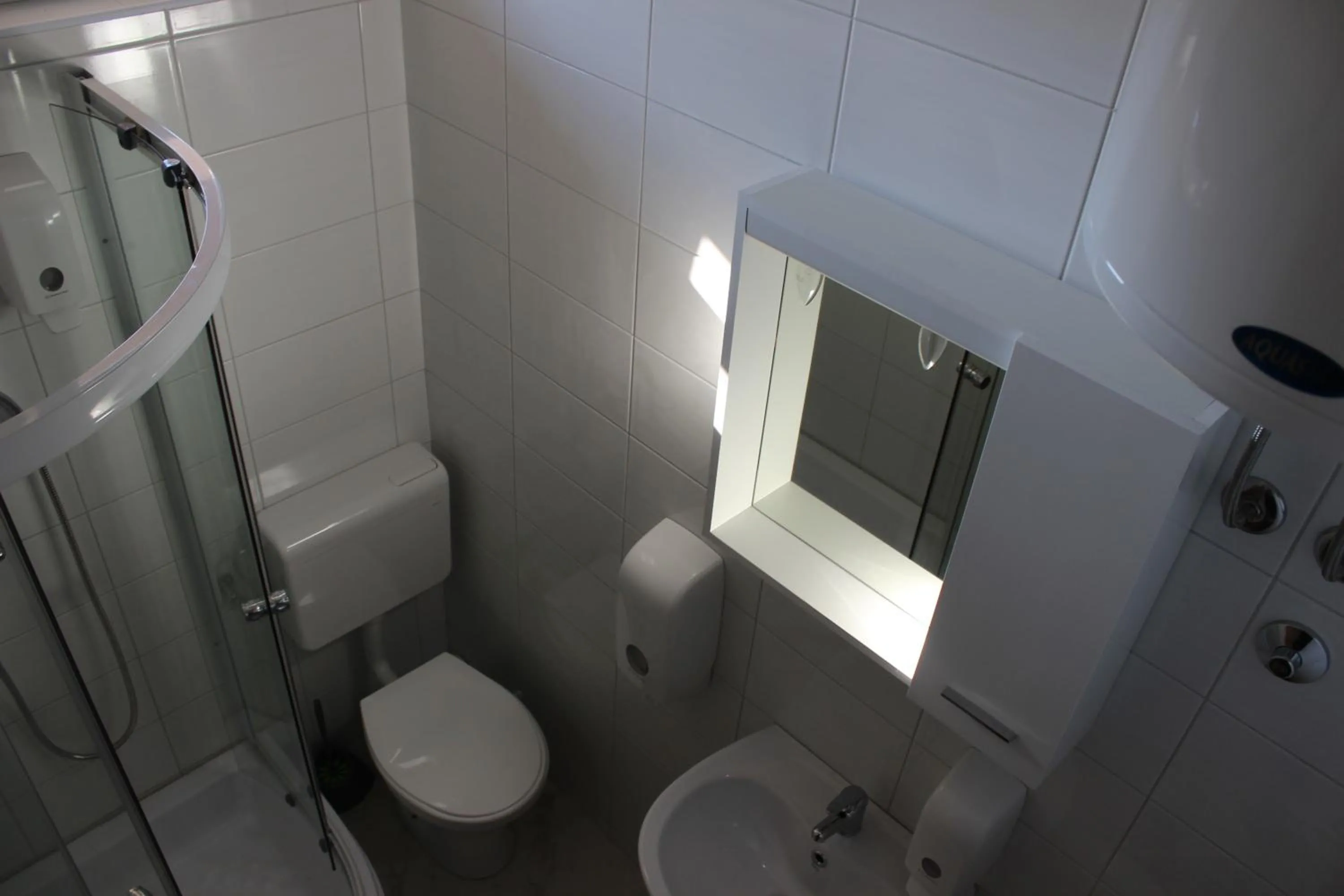 Bathroom in Rooms Zebax