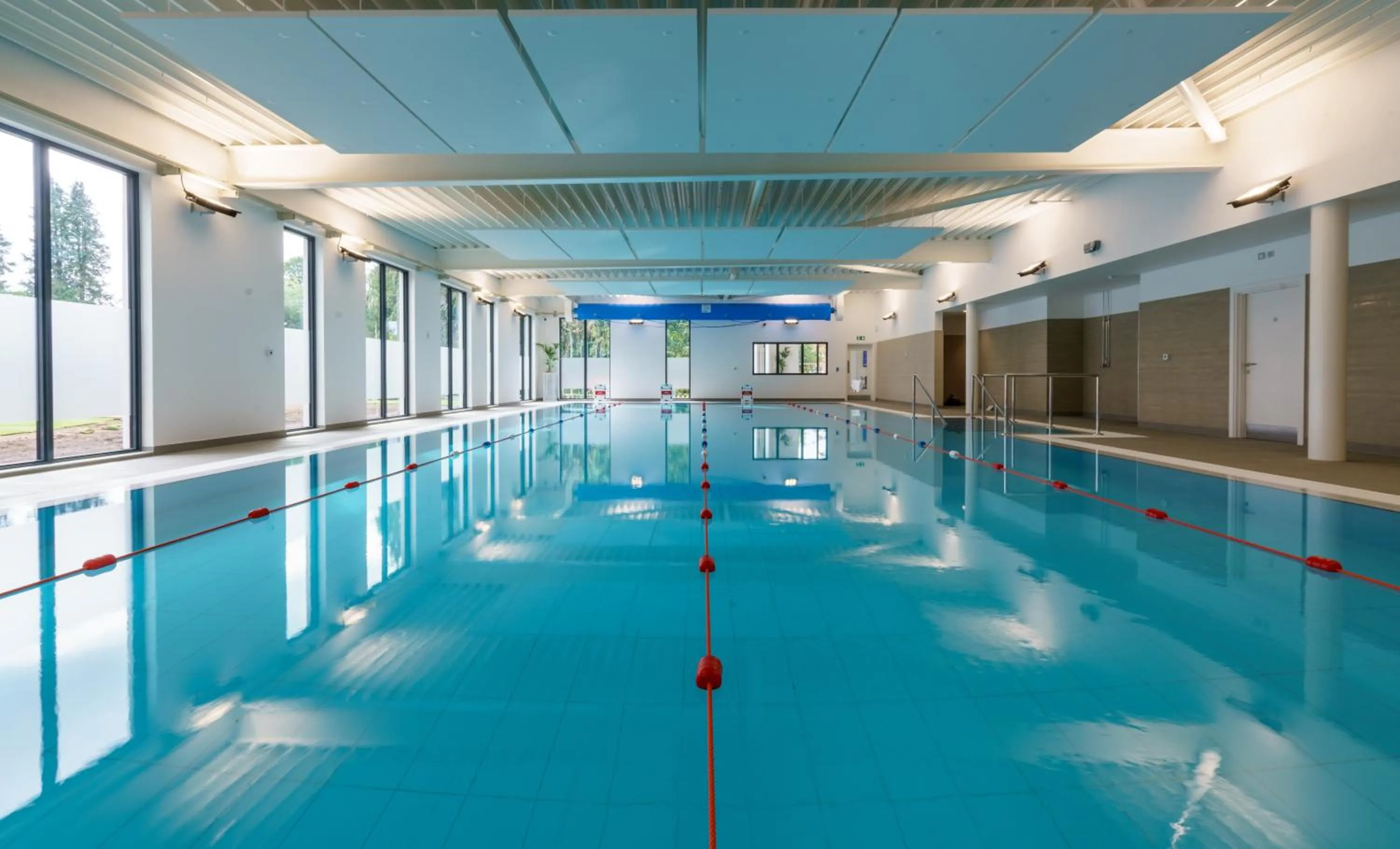 Swimming pool in Phyllis Court Members Club