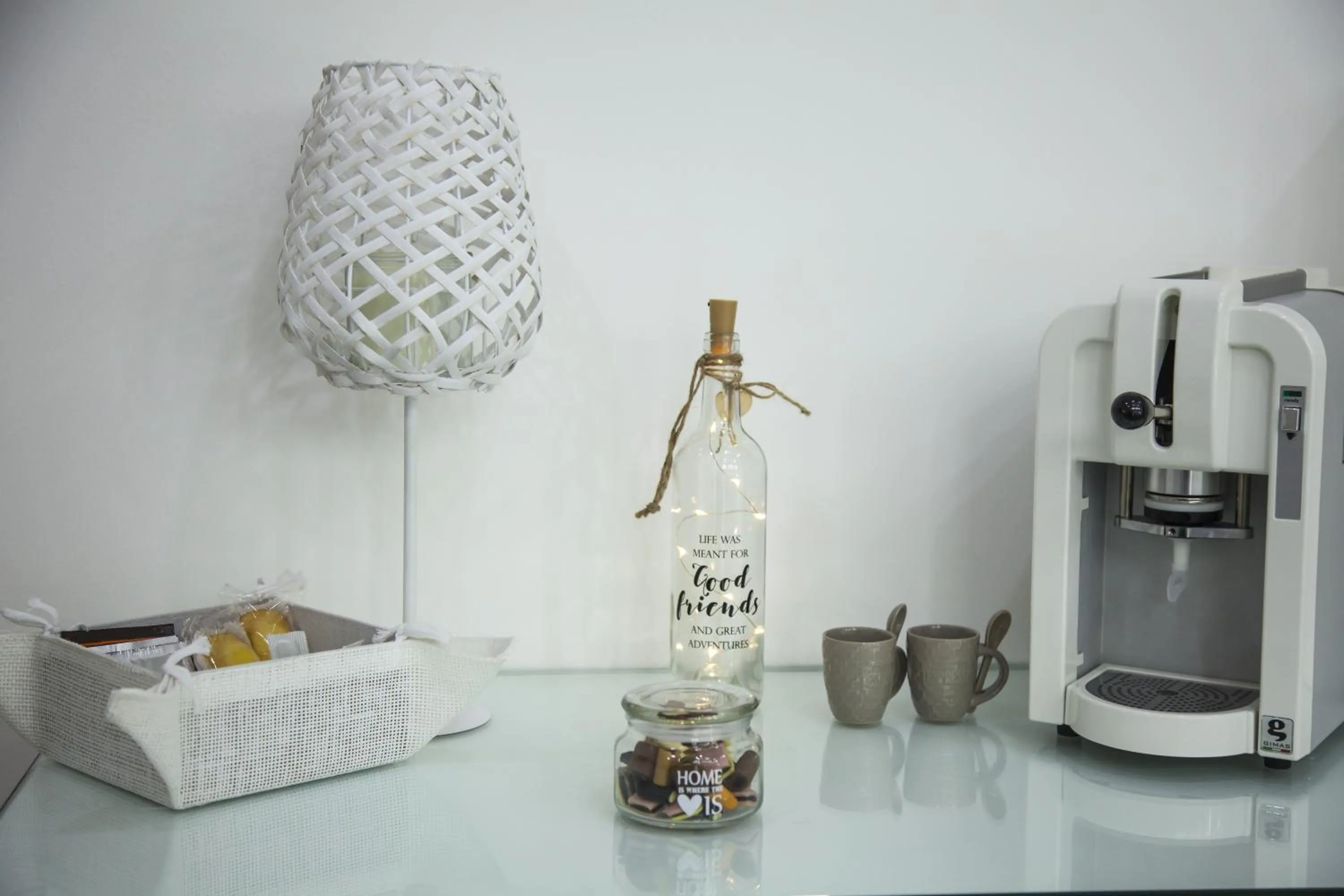 VILLA ADELAIDE SUITE & ROOM