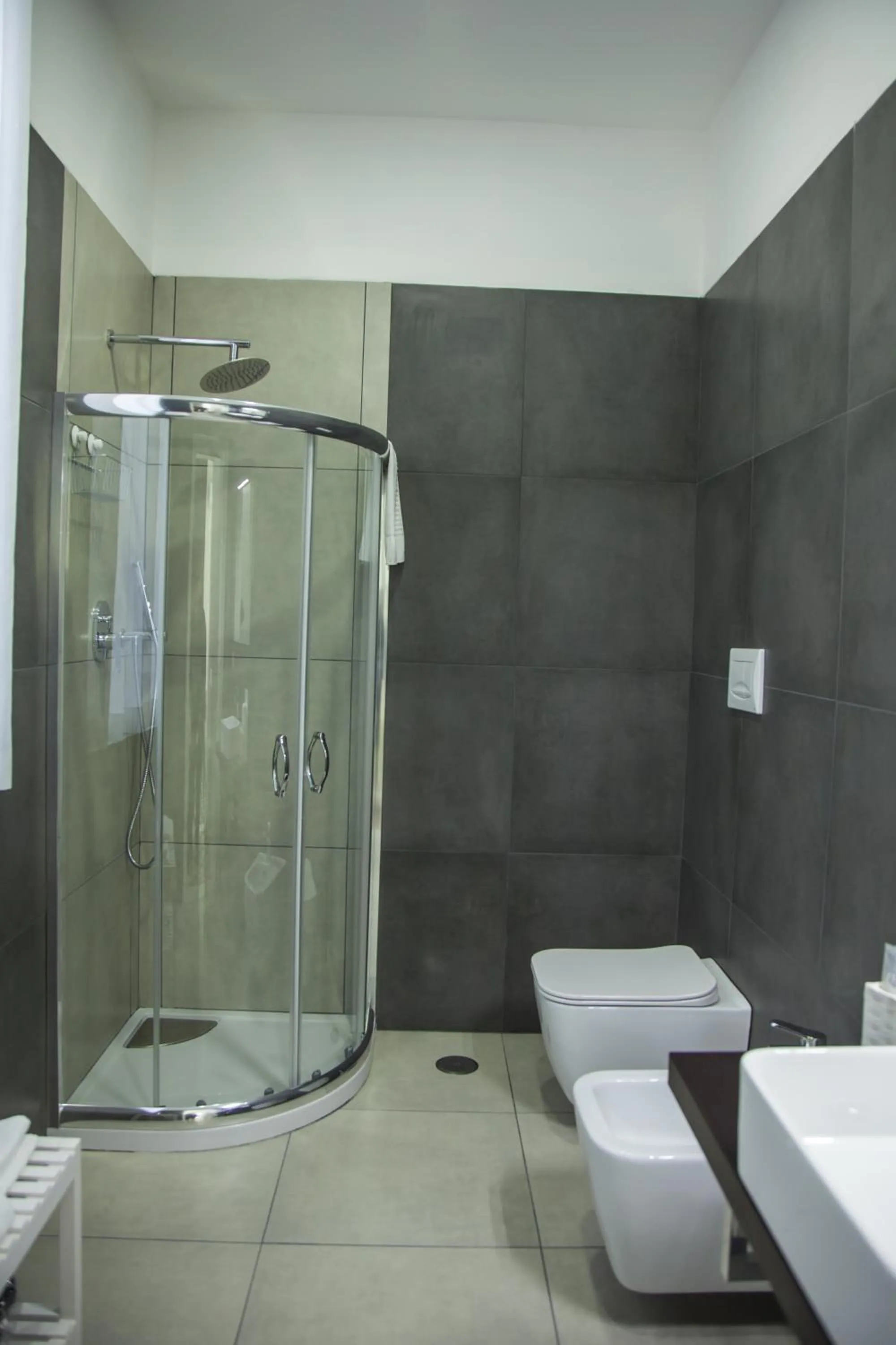 VILLA ADELAIDE SUITE & ROOM