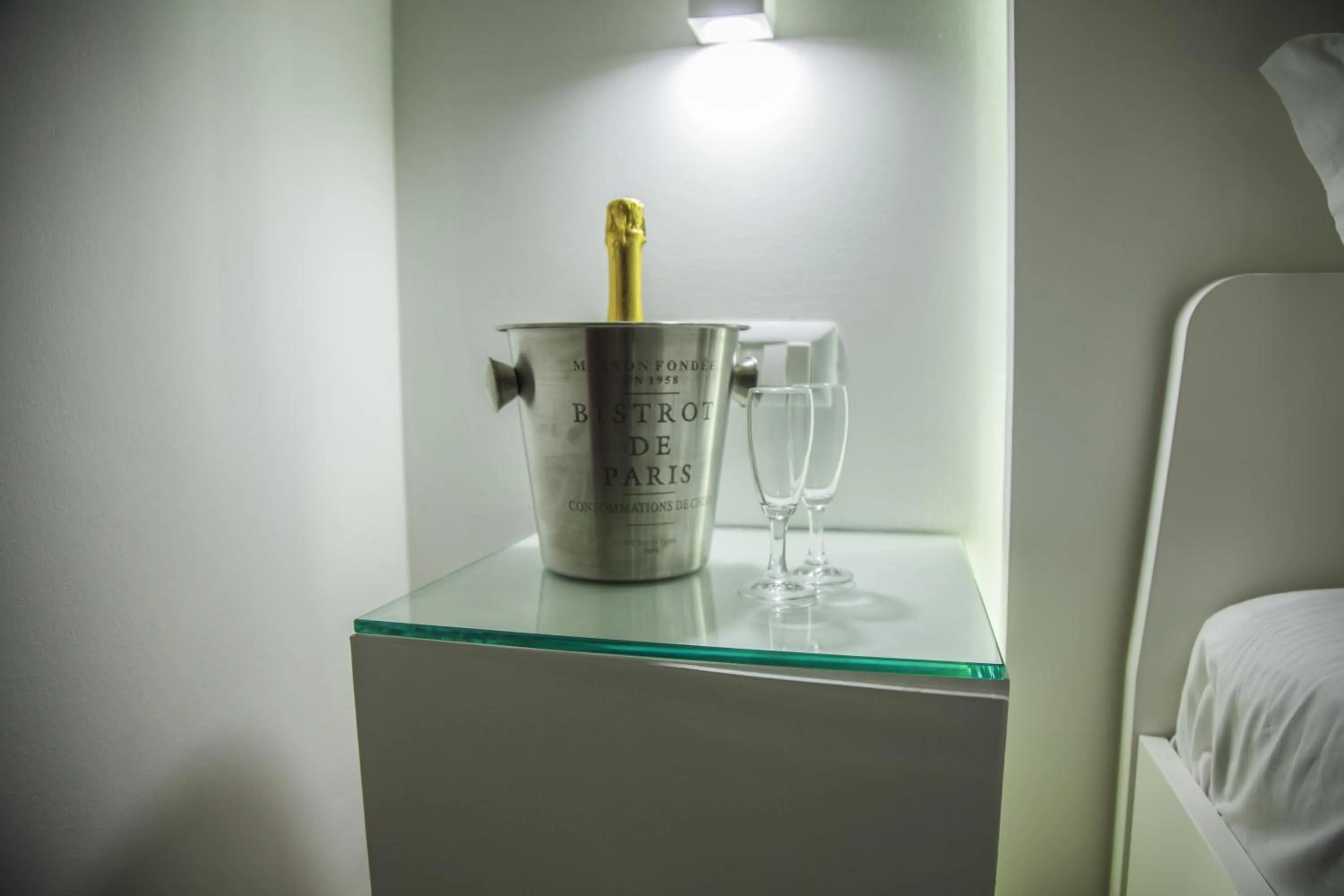 VILLA ADELAIDE SUITE & ROOM